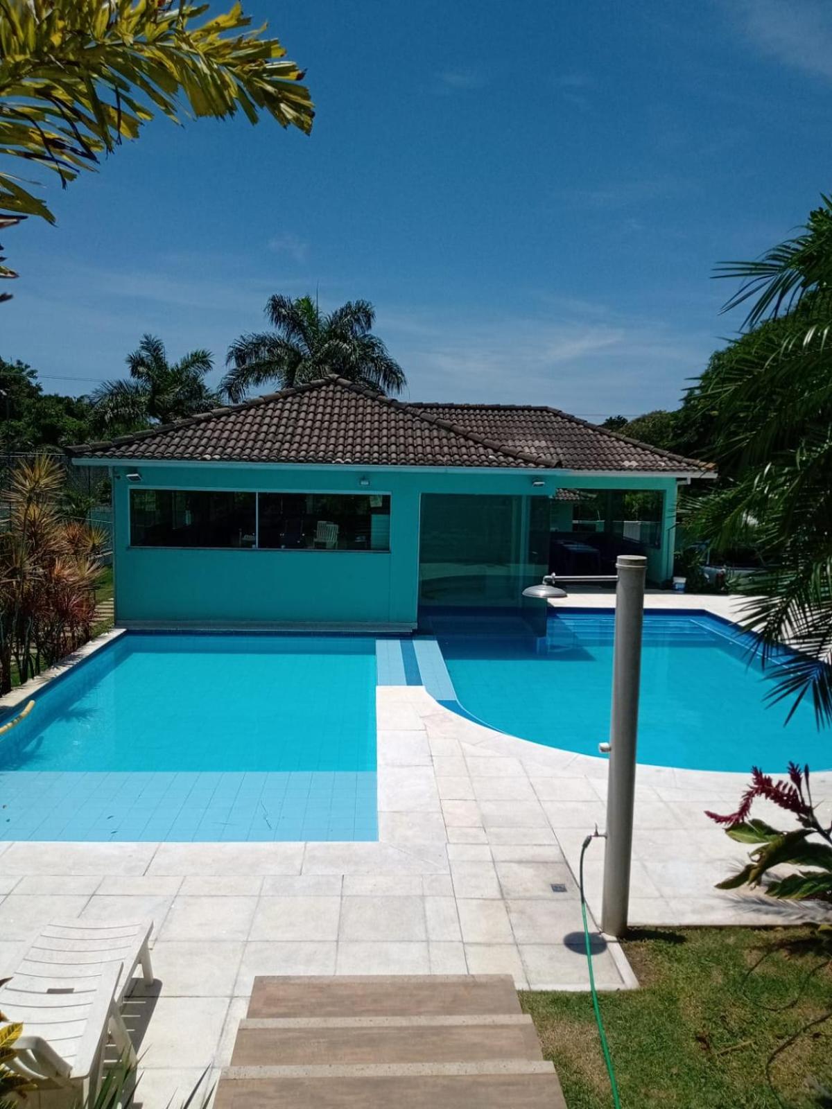 Exclusiva Casa em Condomínio