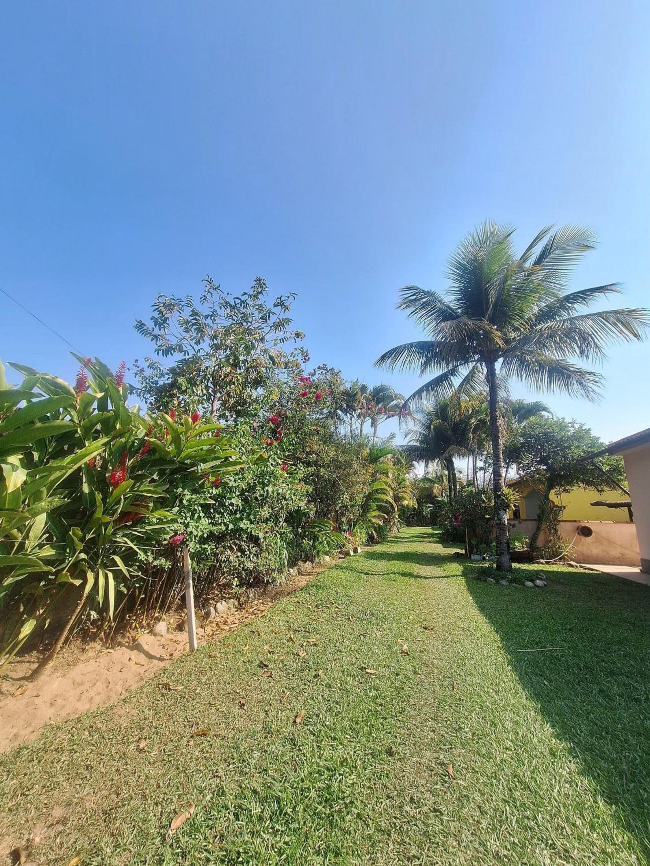 Mega comfortable house walking distance from Pereque Angra Beach