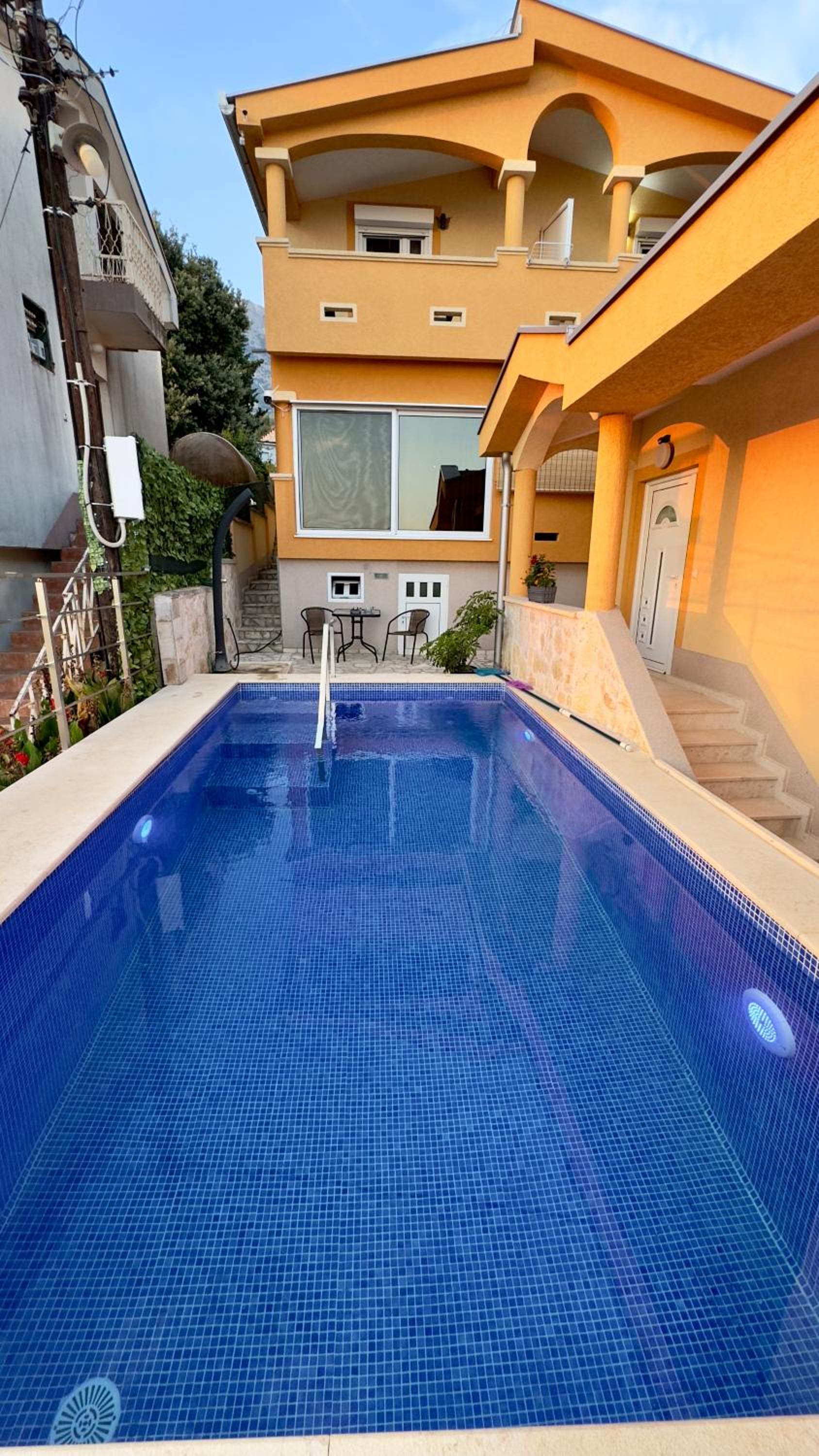 Apartmani Carovac