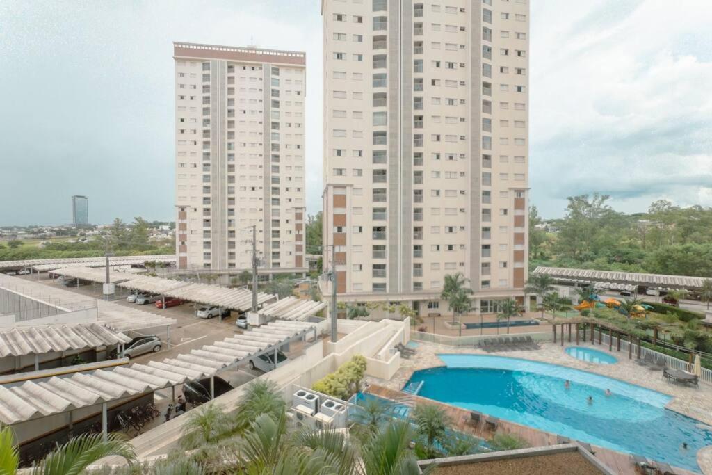 Excelente Luxo Piscina Ar VIV202
