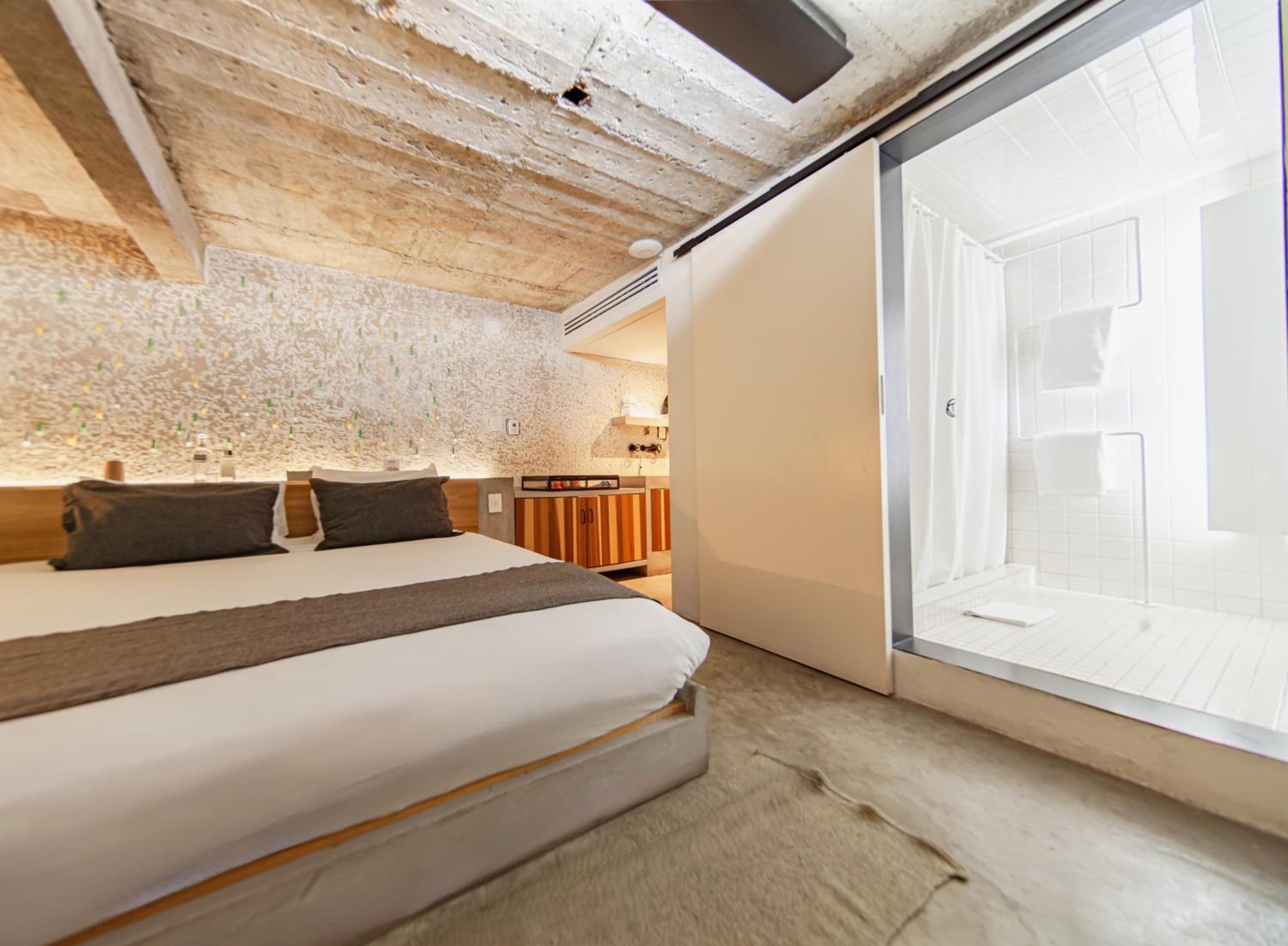 Hotel Carlota 33