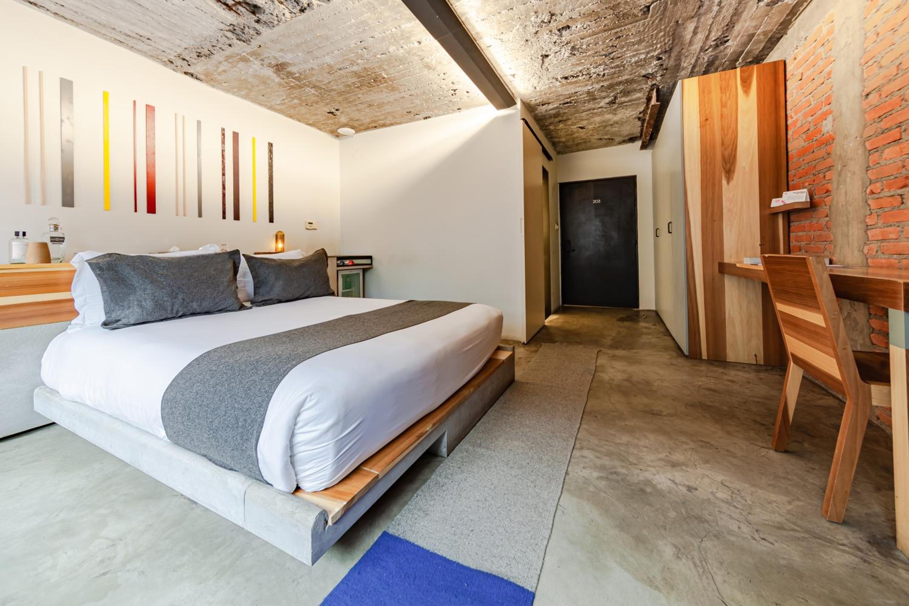 Hotel Carlota 32