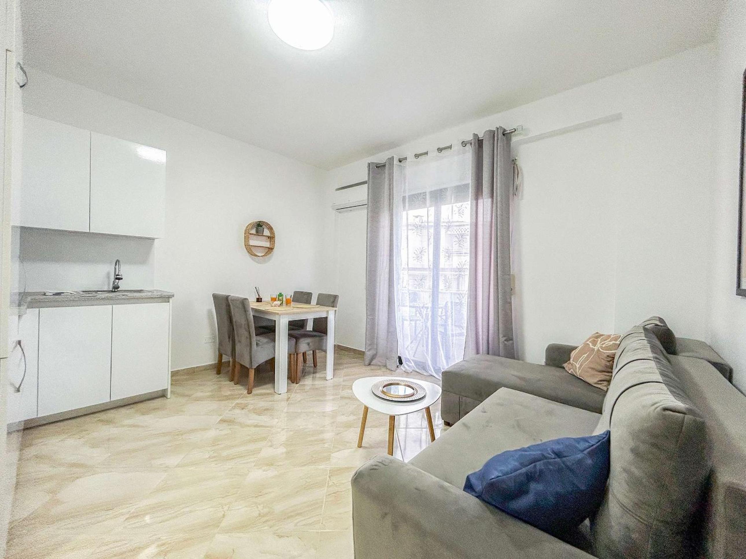 Albanian Dream House 716