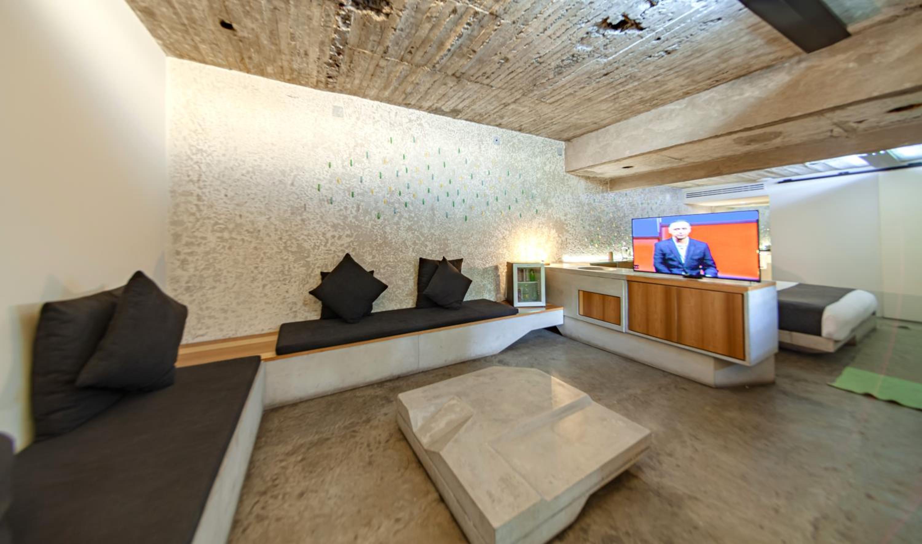 Hotel Carlota 41