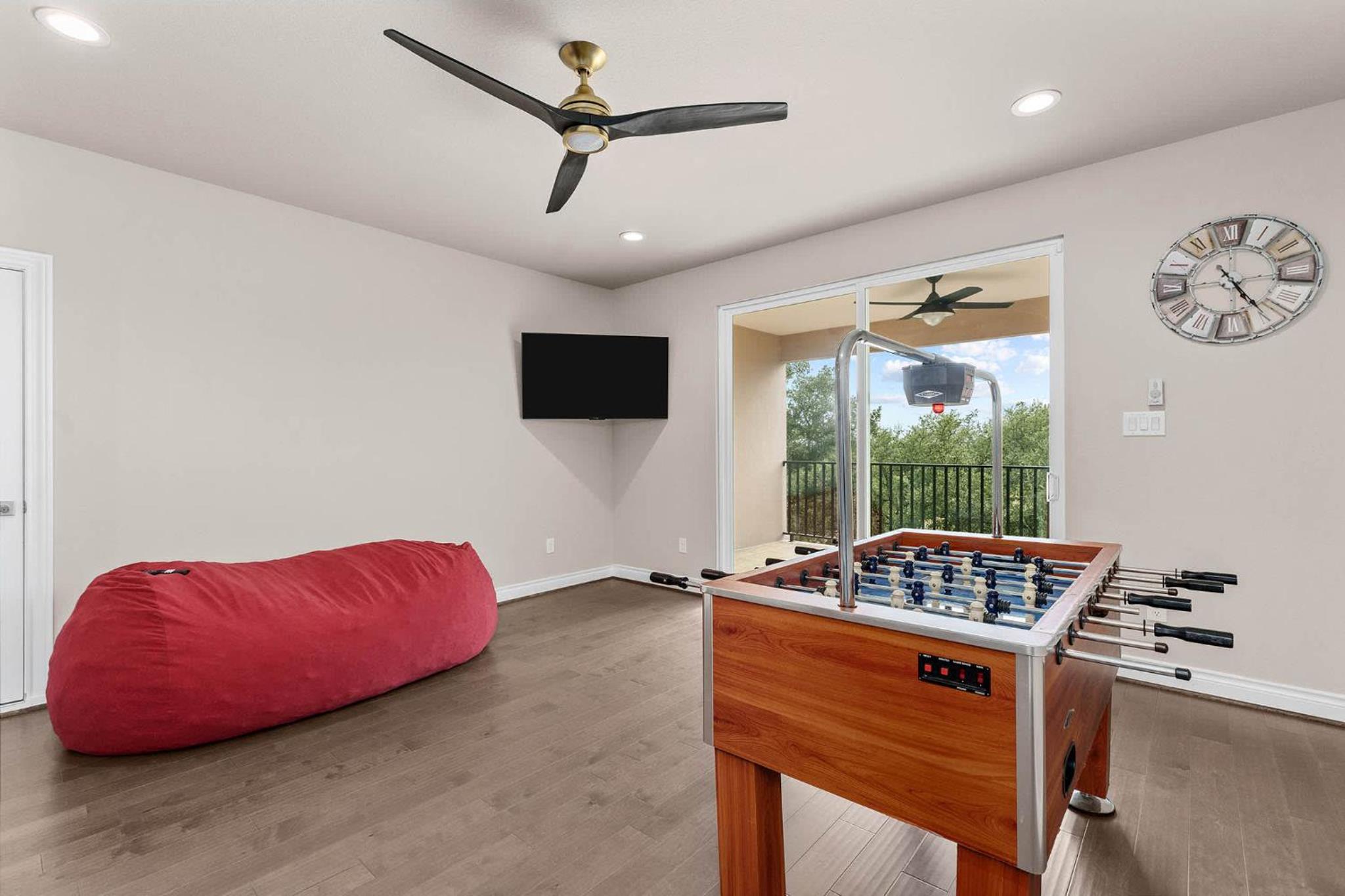 Canyon Star - Sleeps 10 Foosball Table view 4