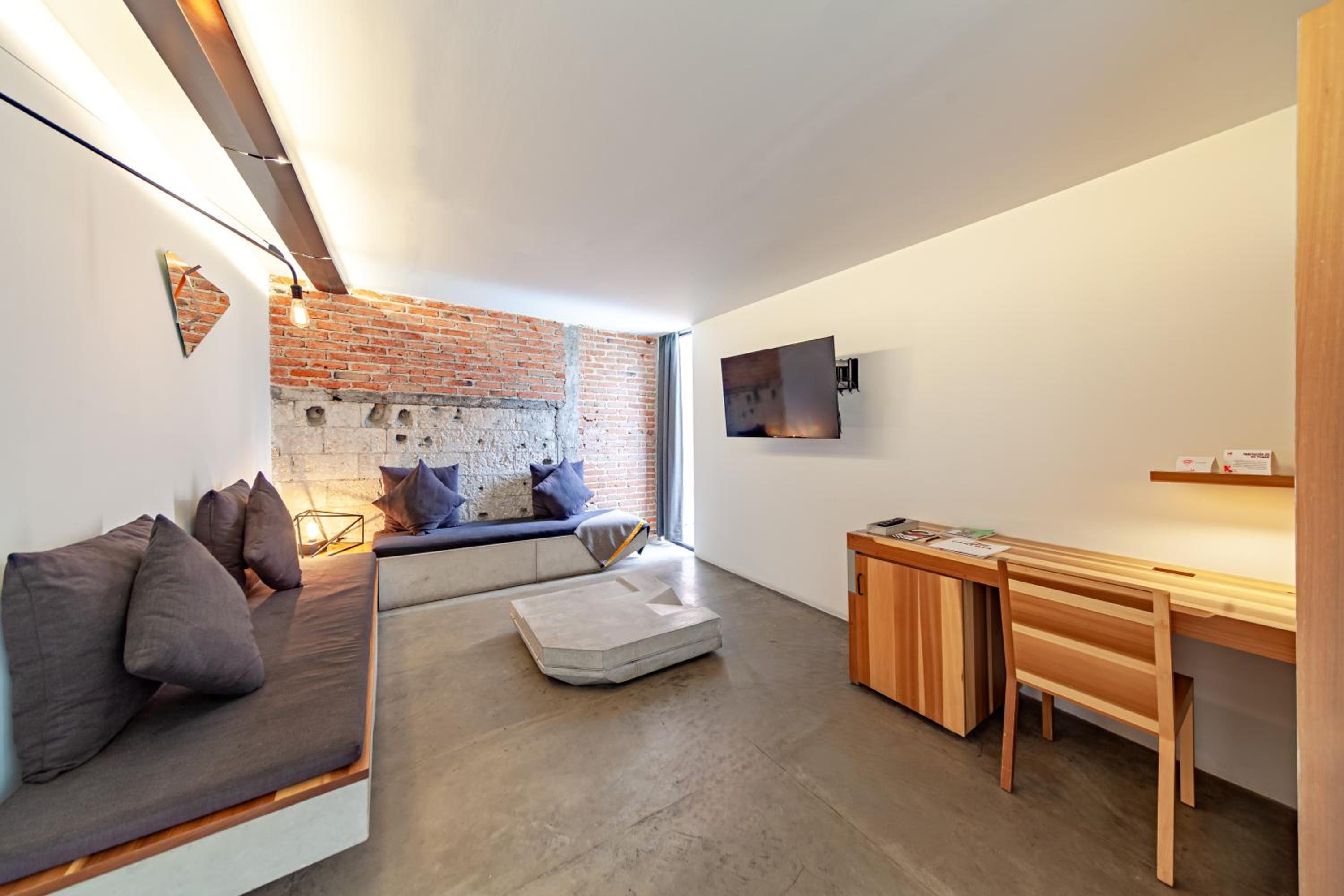 Hotel Carlota 43