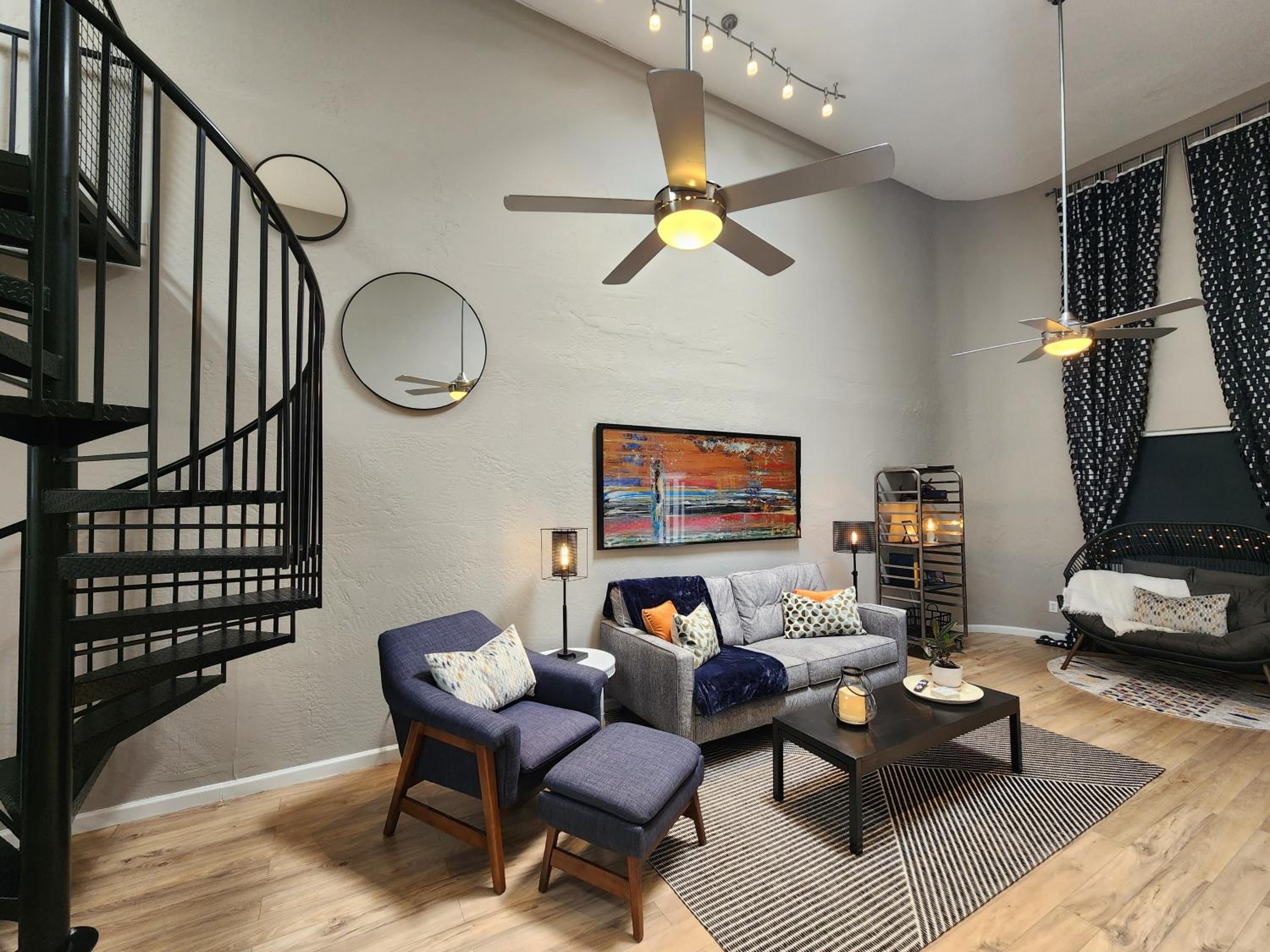 Modern Art House in Midtown, Pet Friendly view 2