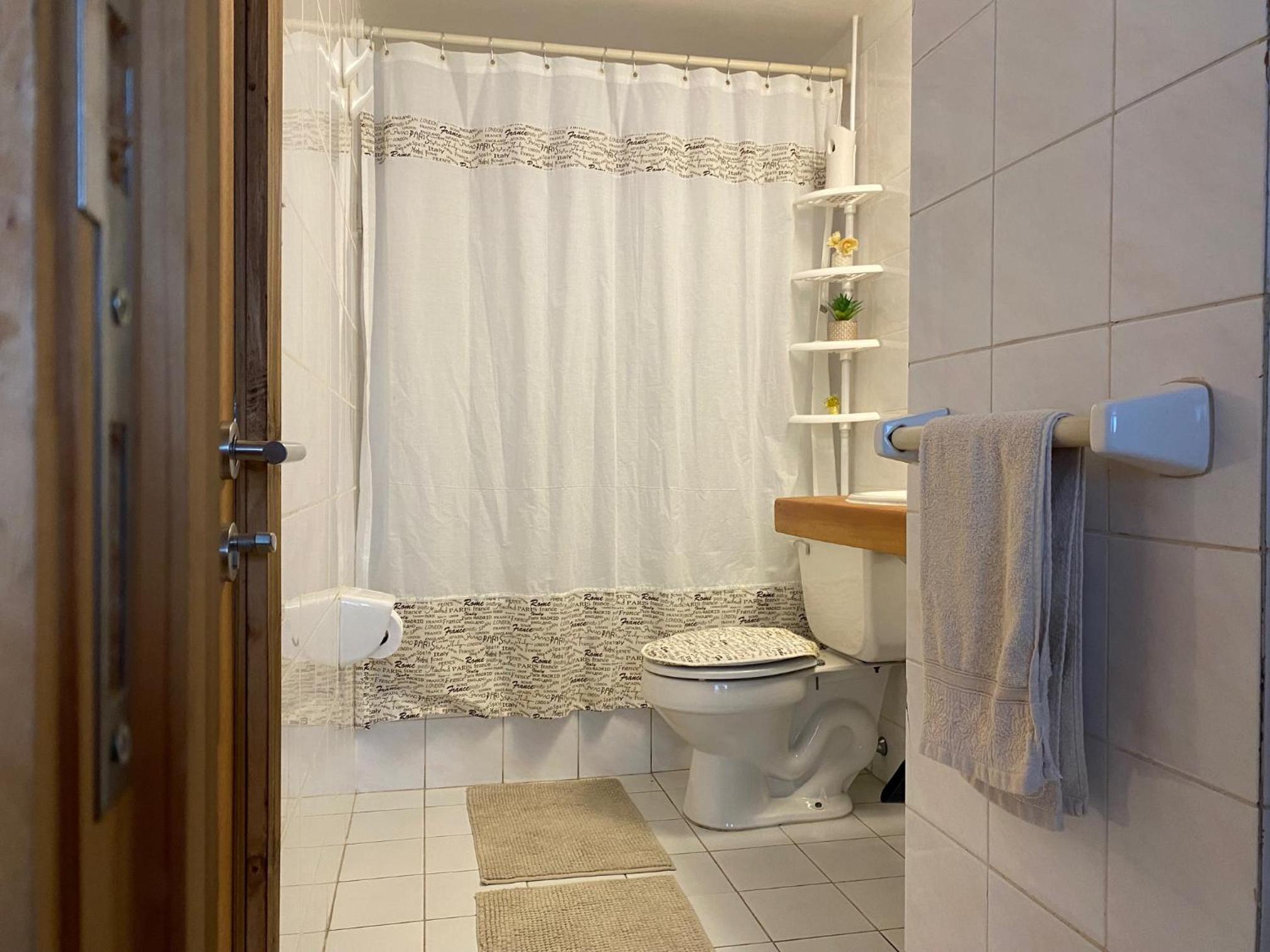 Departamento Céntrico - Estacionamiento Privado - Piscina