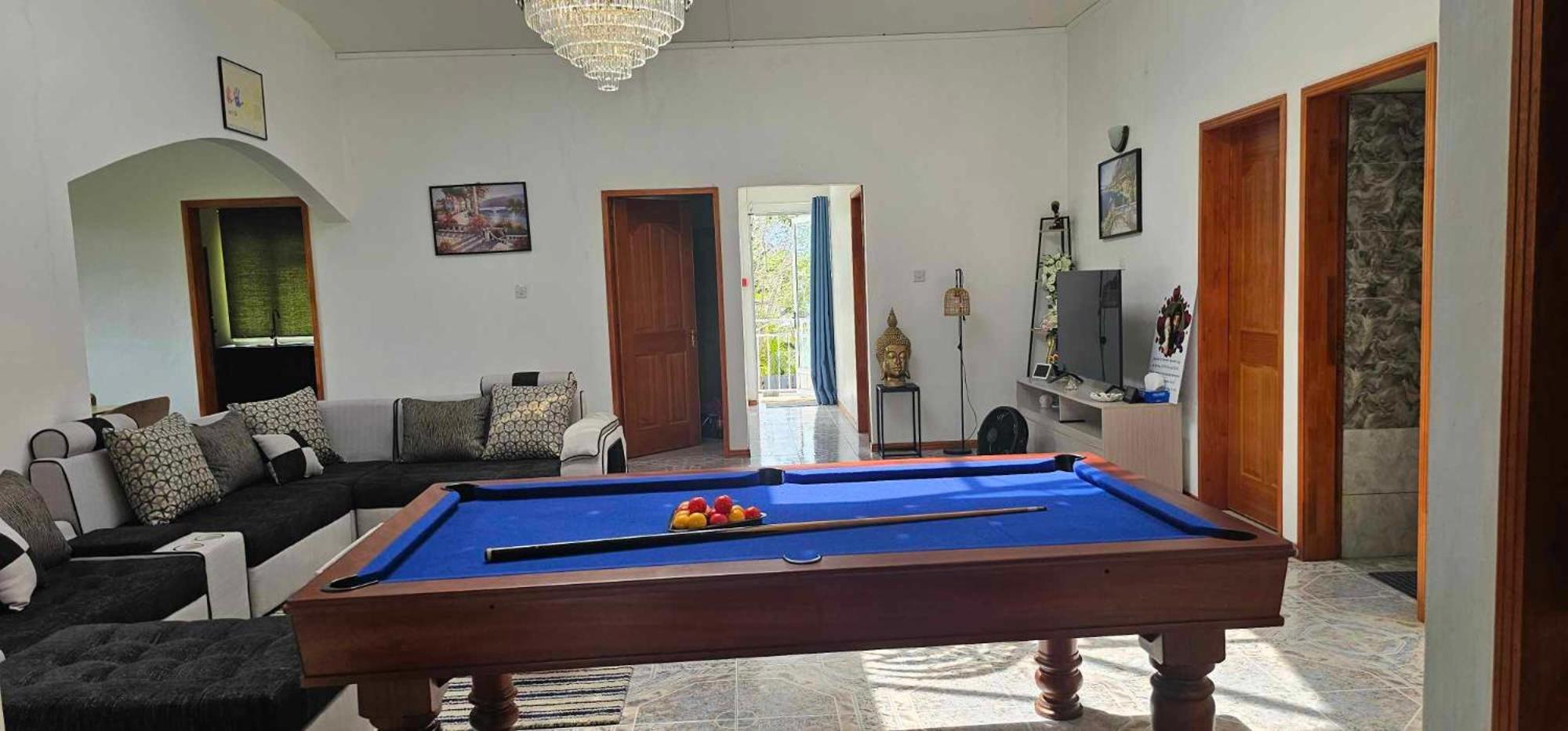 Family Luxurious Beach Penthouse view 2