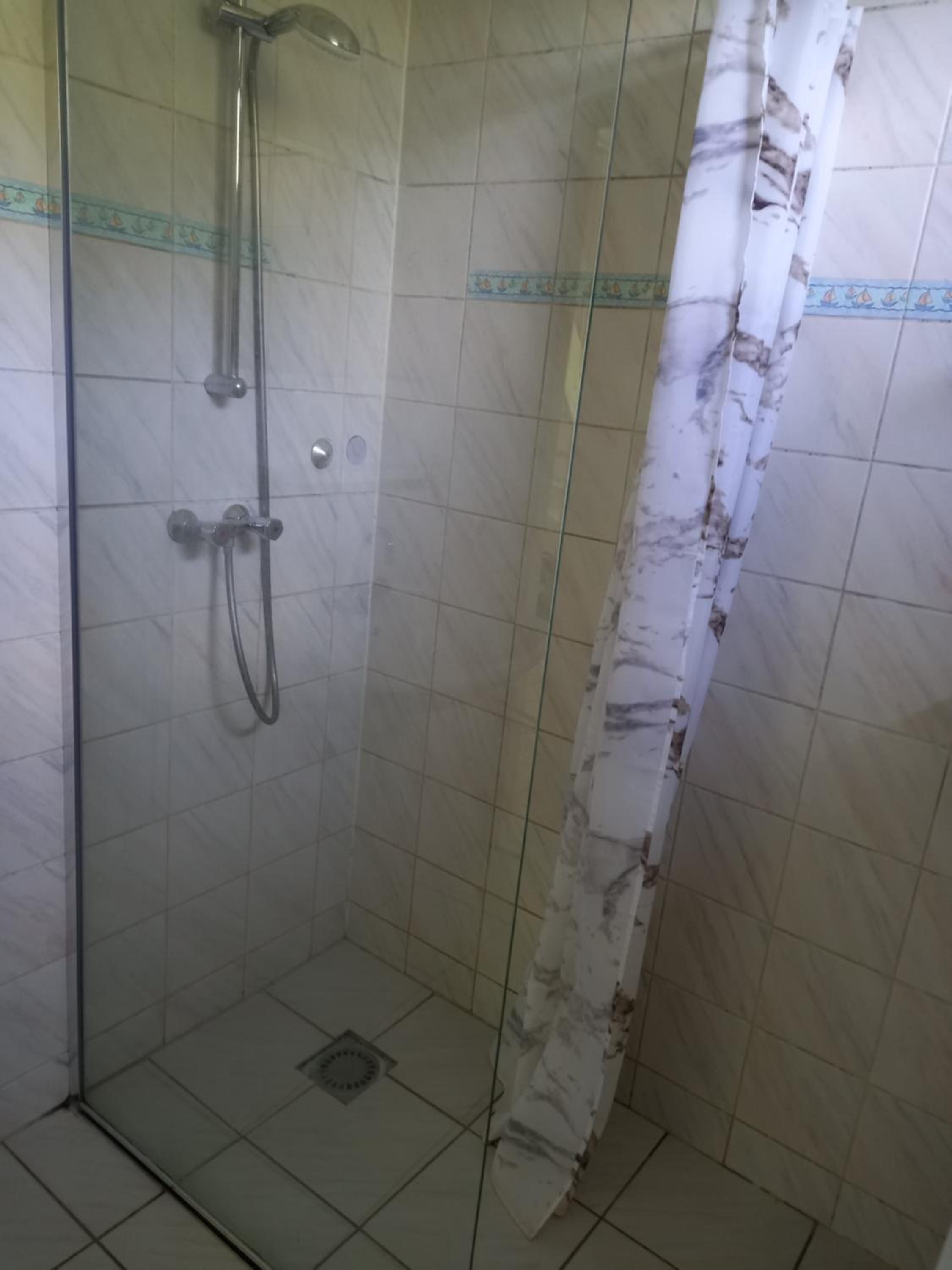 Mooie twee-onder-een-kapwoning te Vlagtwedde view 4