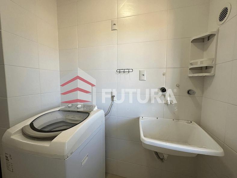 Belíssimo apartamento a poucos metros da praia LA003E