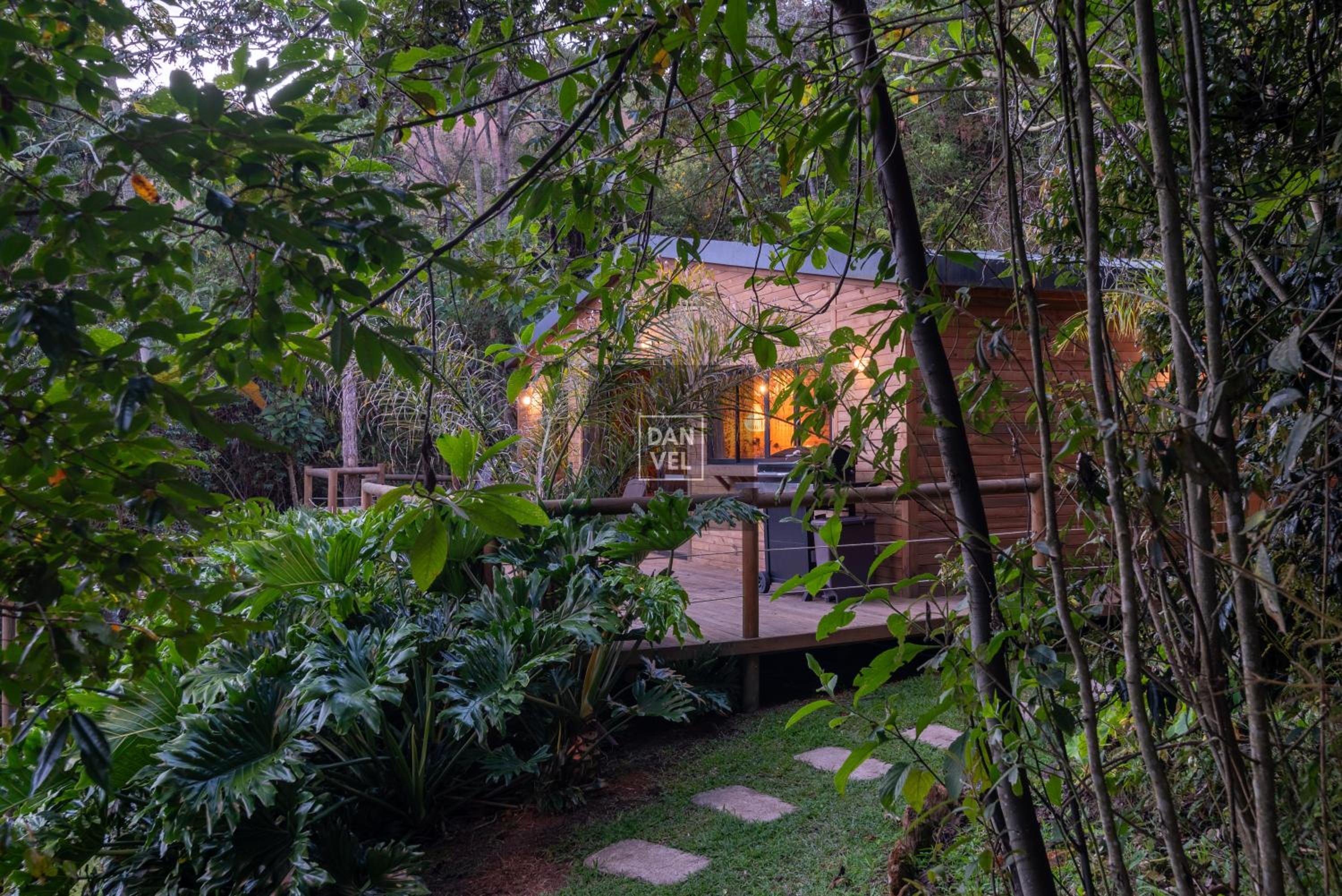 Bleu Hills Villas