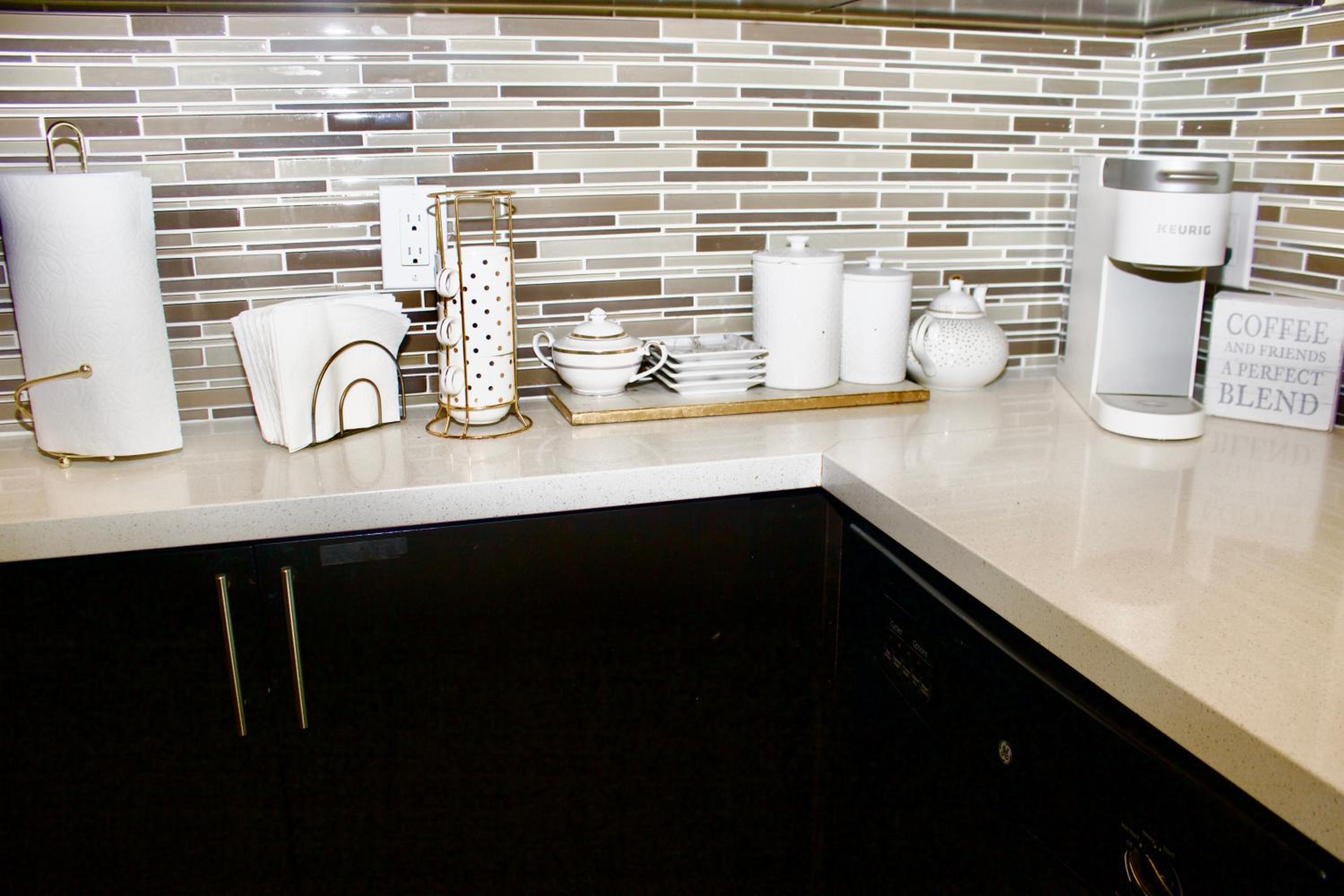 Marina Del Rey Apartment Luxury pool, gym, parking, BBQ
