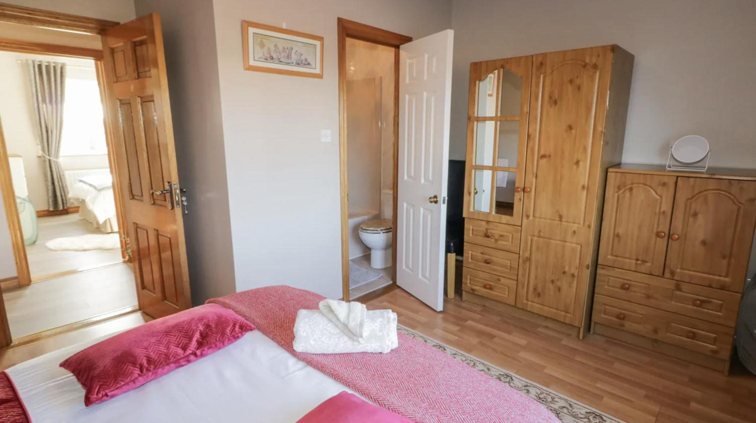 Breezy Point Accommodation