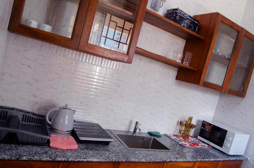 Lwathane Suites