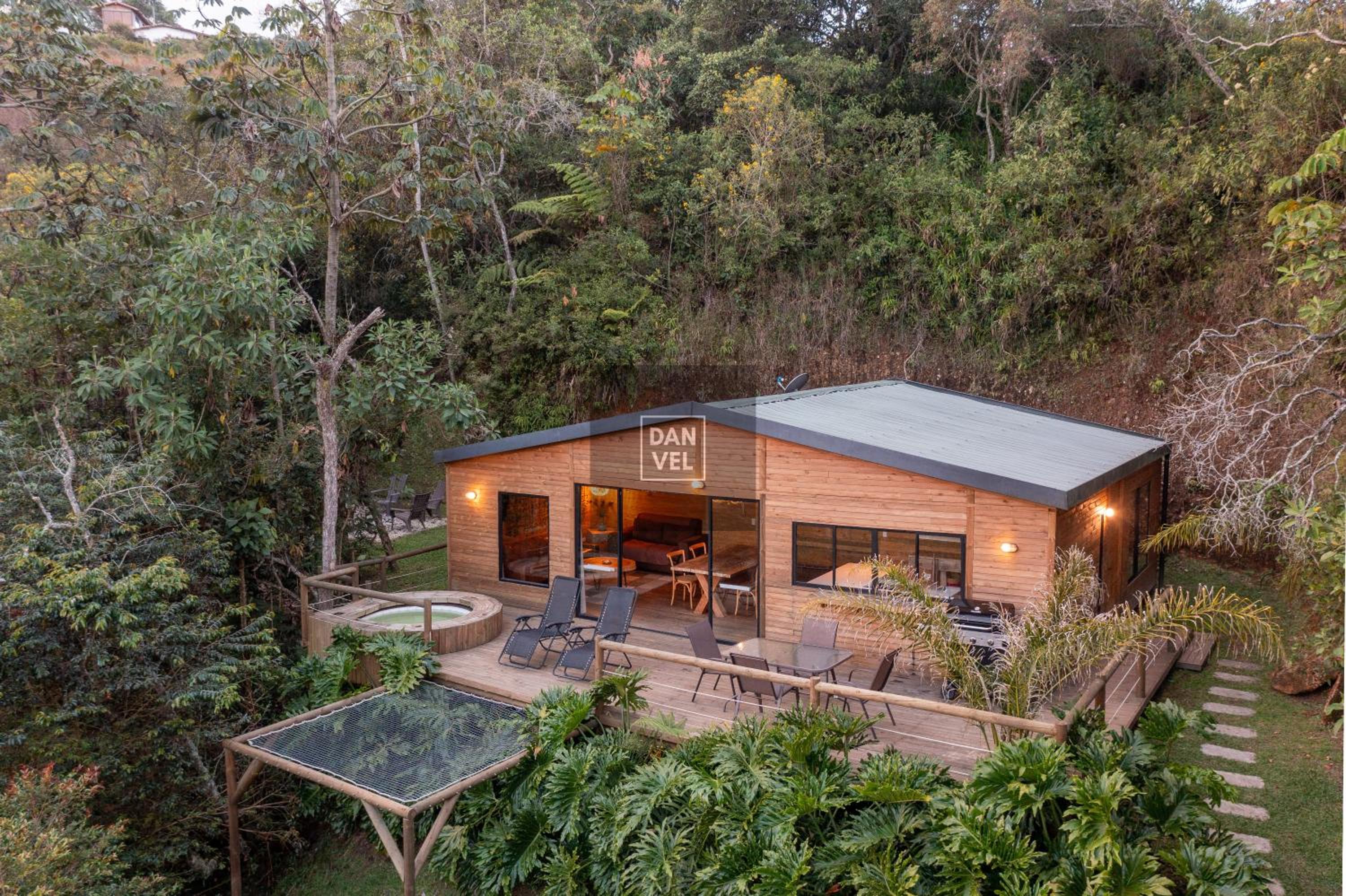 Hotel Bleu Hills Villas