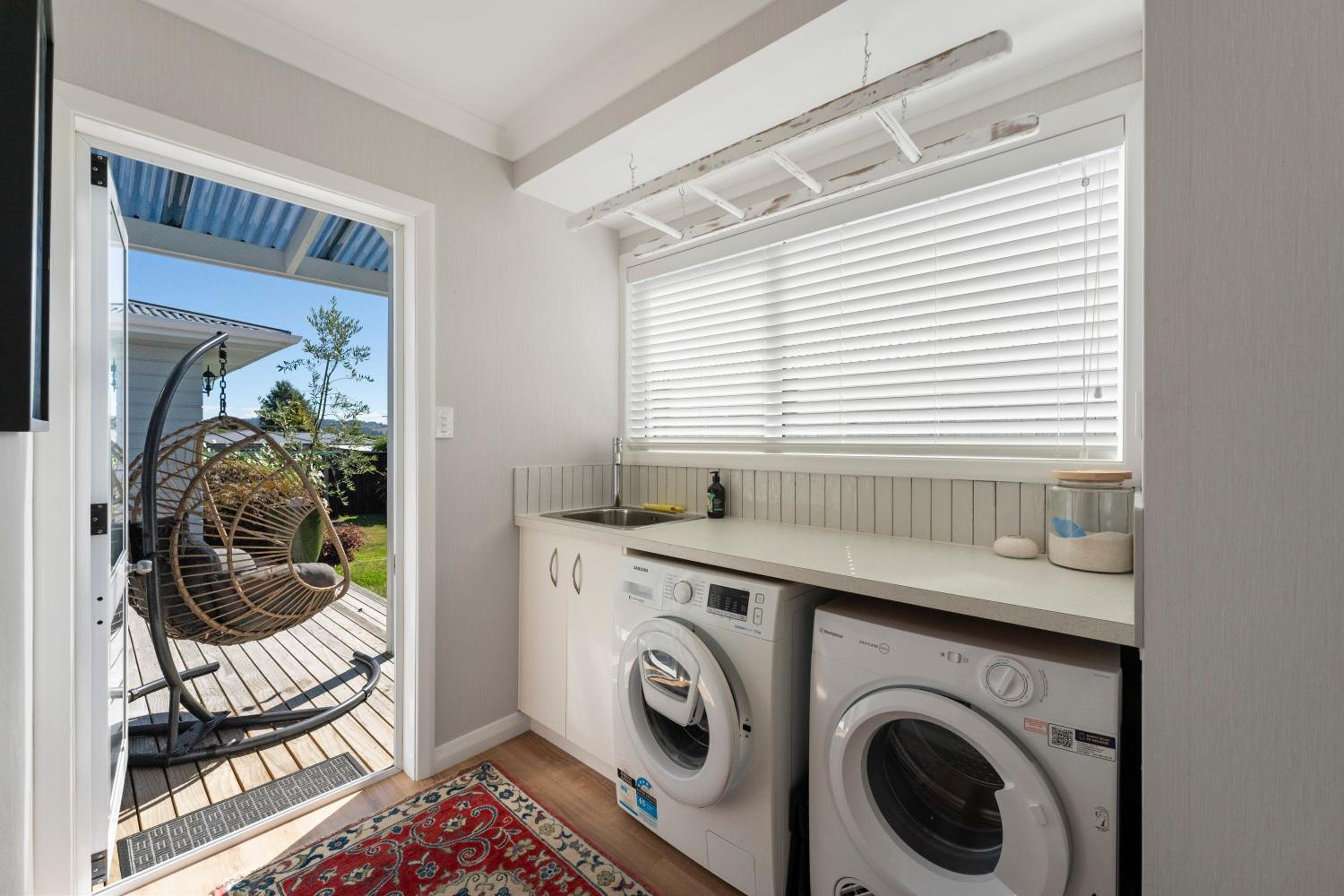 Sunshine Cottage