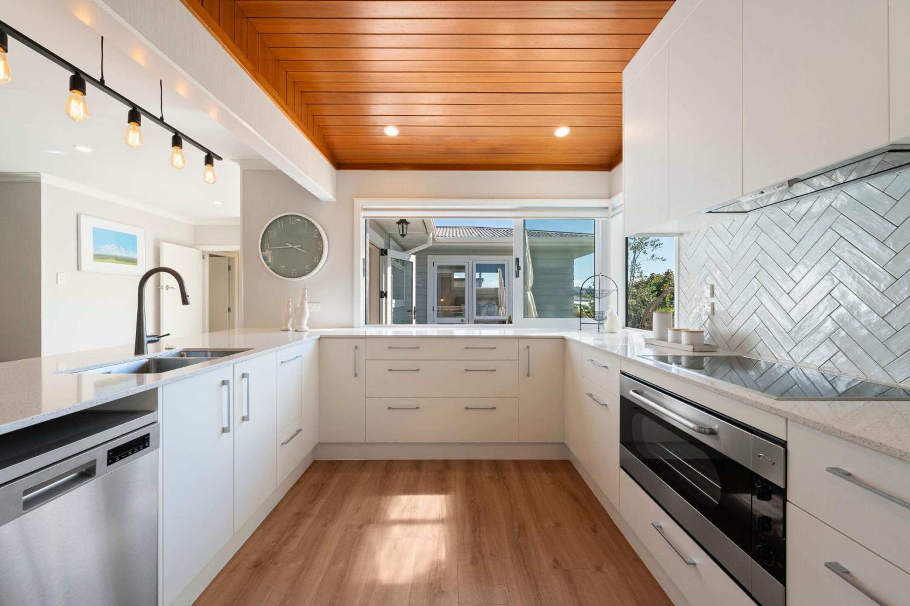 Sunshine Cottage