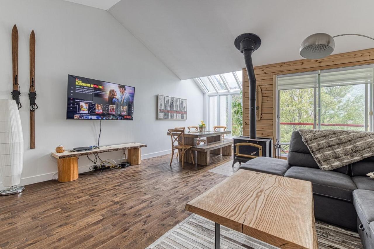 06 - Magnifique condo, vue sur la montagne