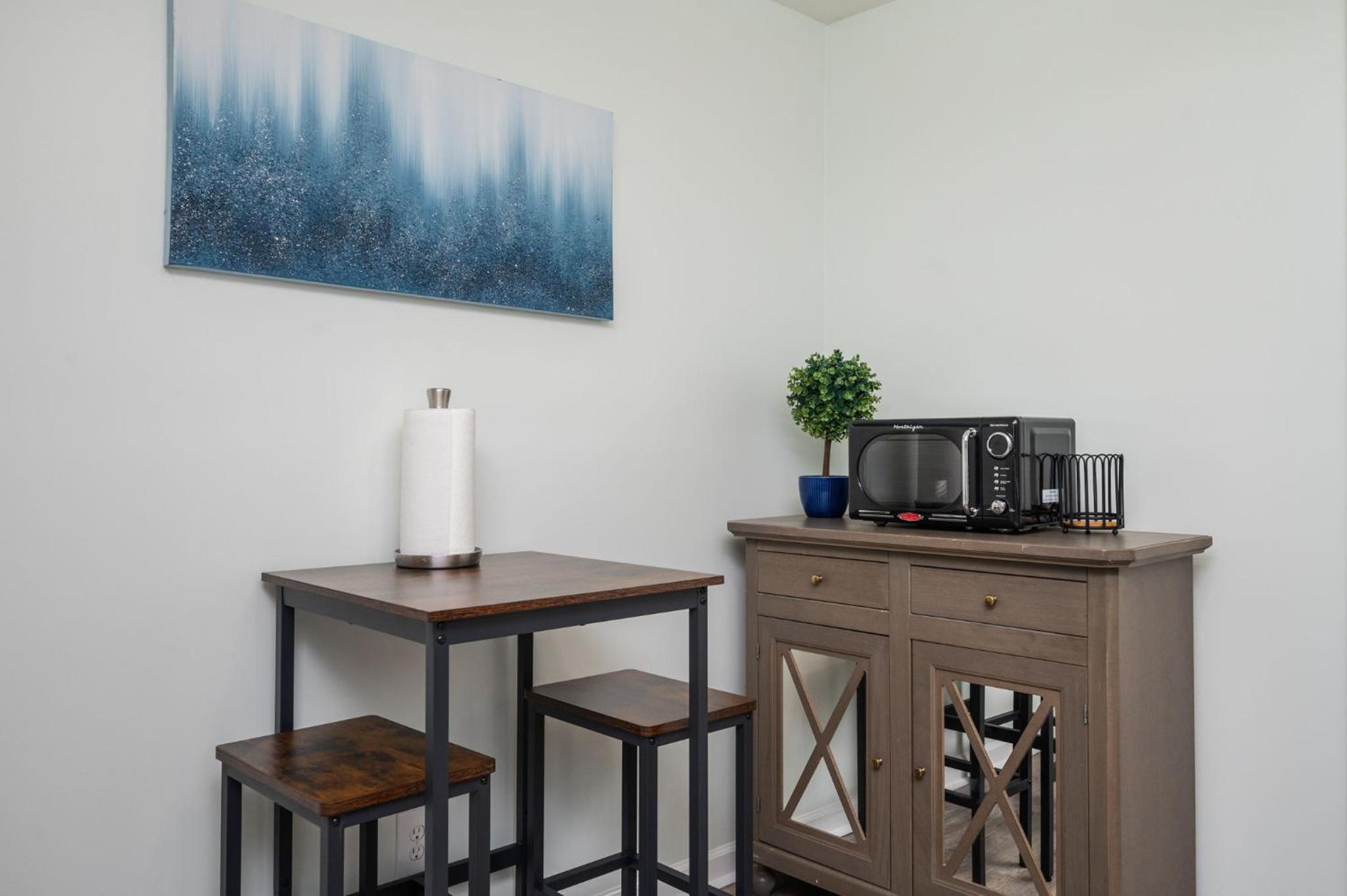 Cozy 2BD Retreat A Short Walk to Westside Beltline