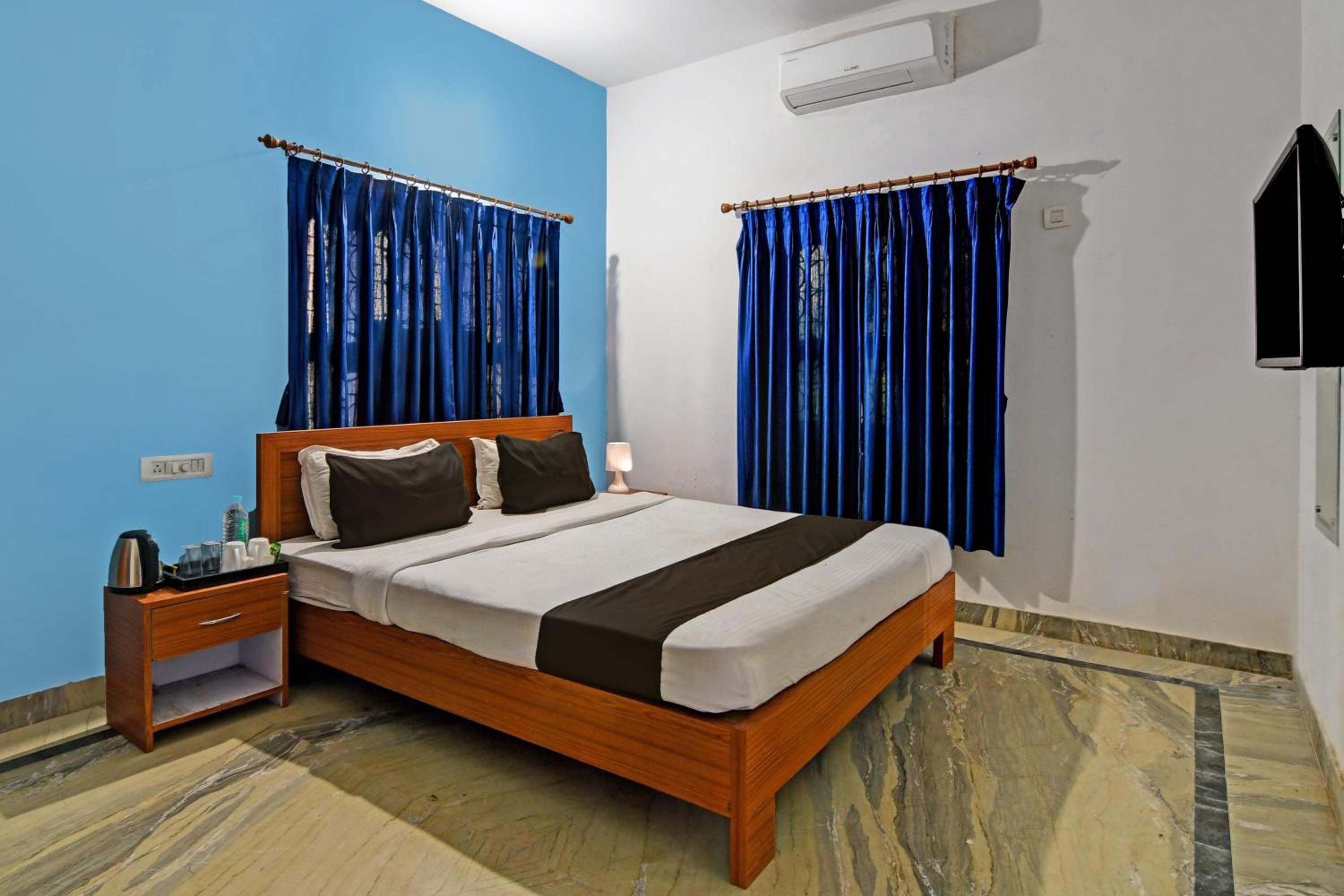 Hotel O Home Elite Stay Near Shri Shri Shiridi Sai Mandir view 5