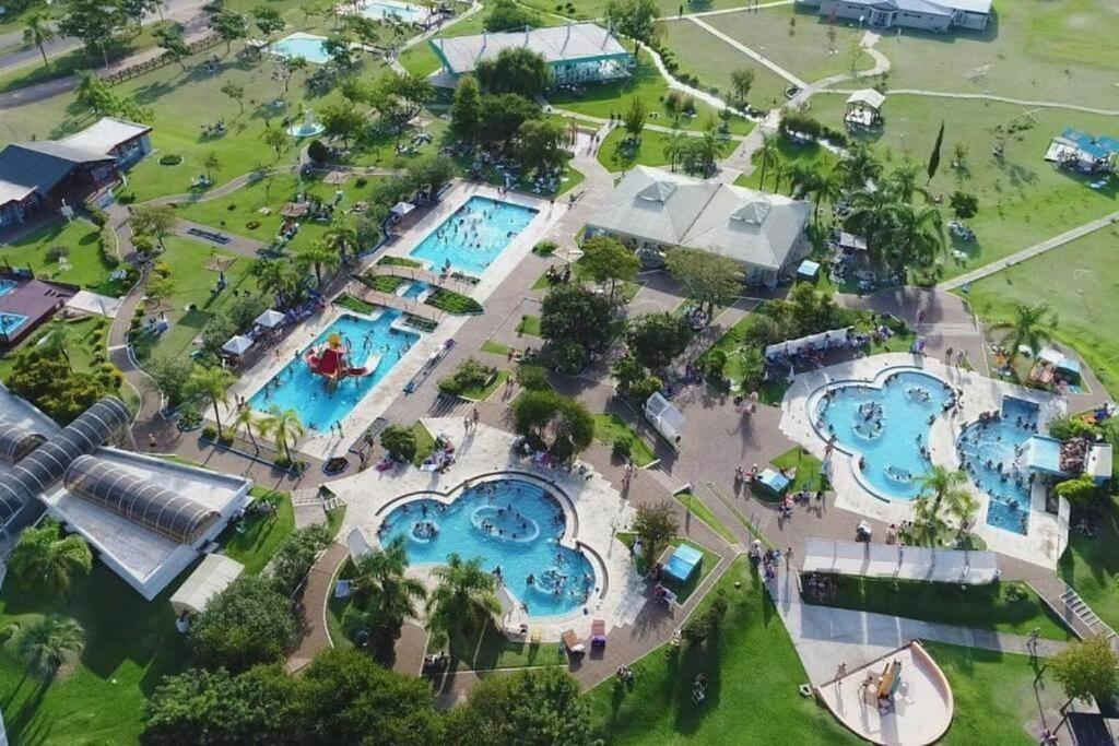 Departamento PLANTA BAJA - Termas - Agua de Vida