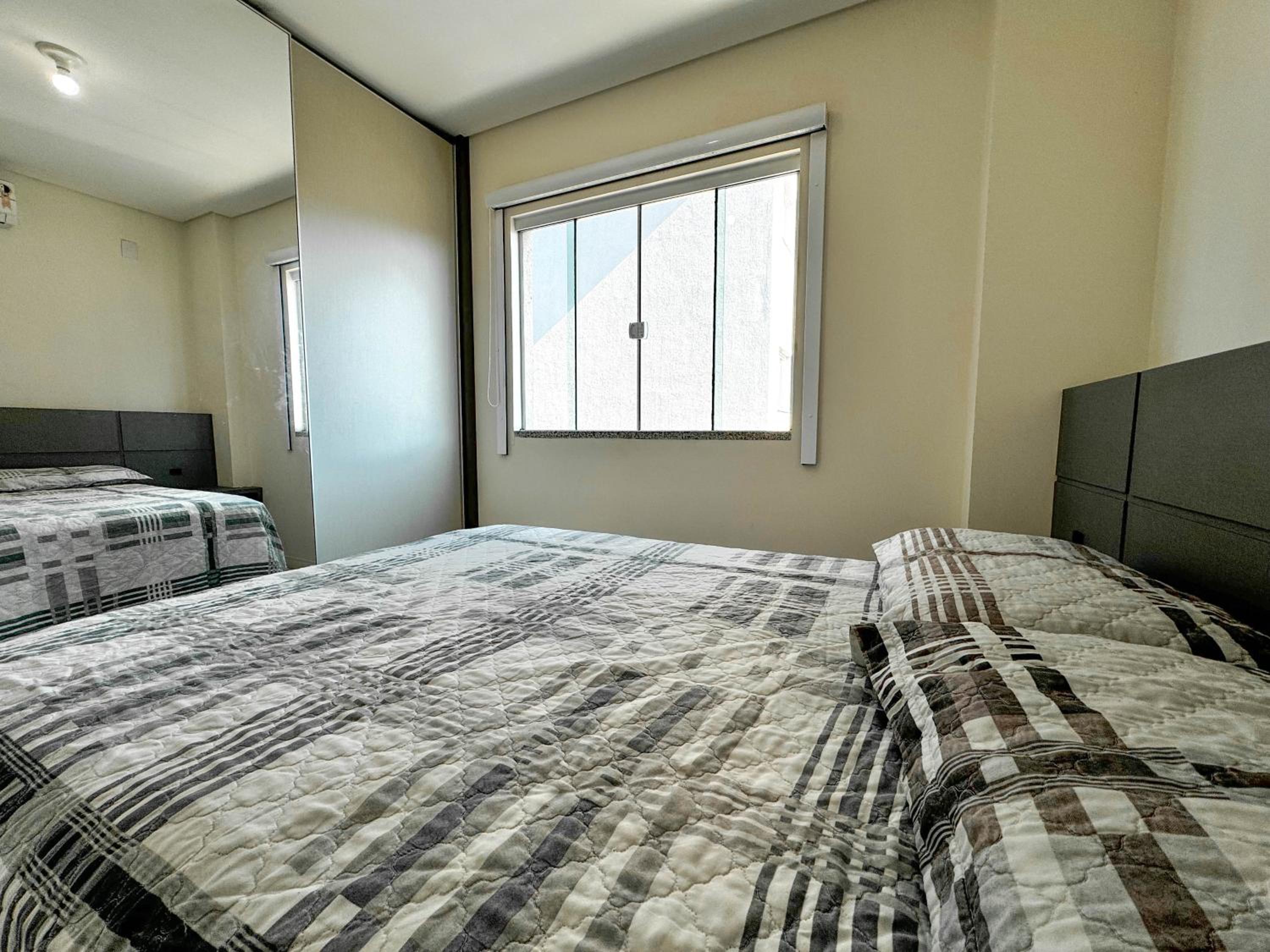 Apartamento Lindo com 03 Suítes LA019E