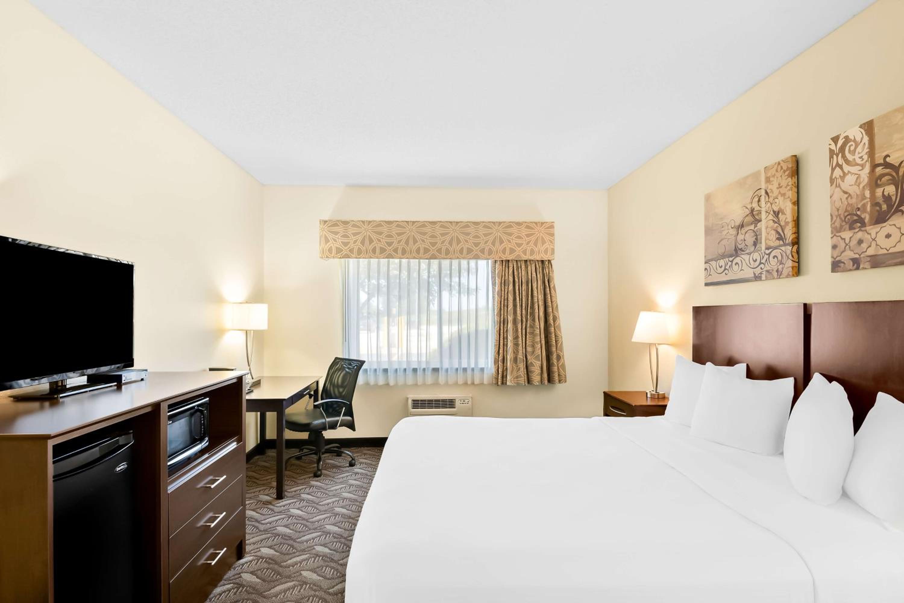 Best Western Nebraska City Inn - Property Image 11
