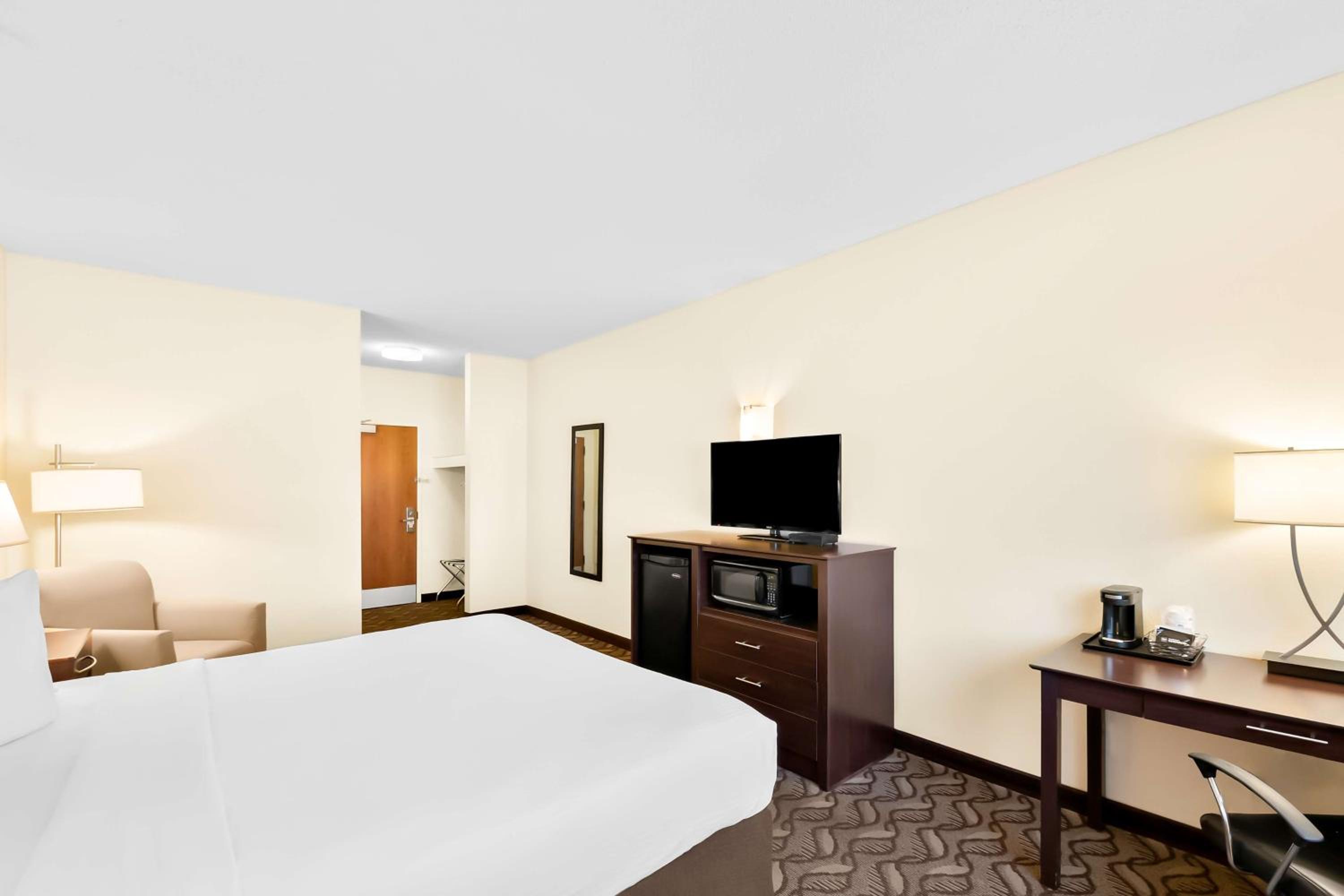 Best Western Nebraska City Inn - Property Image 9