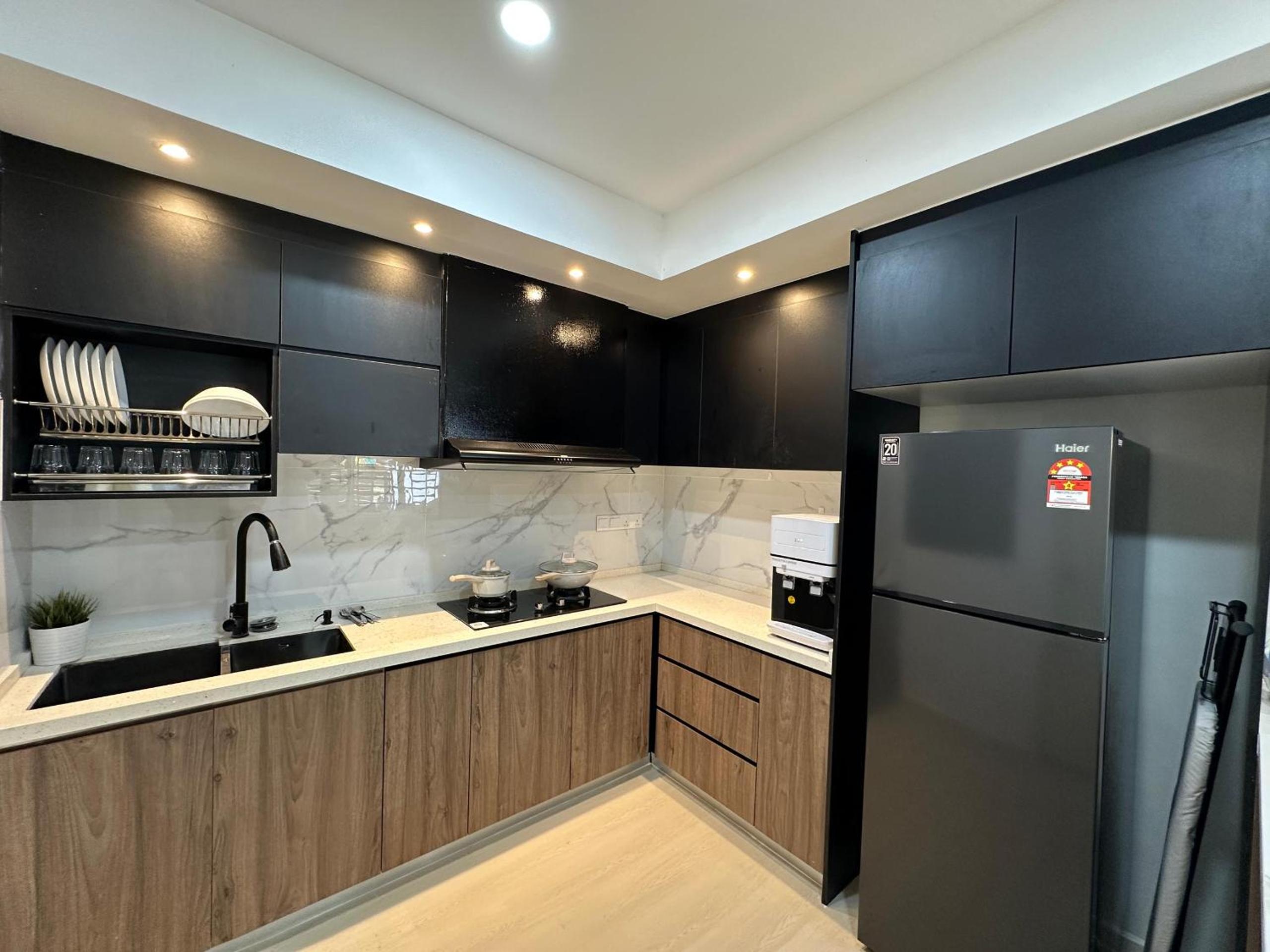 3Story Family Suites 7pax Ikea Batu Kawan 5min view 4