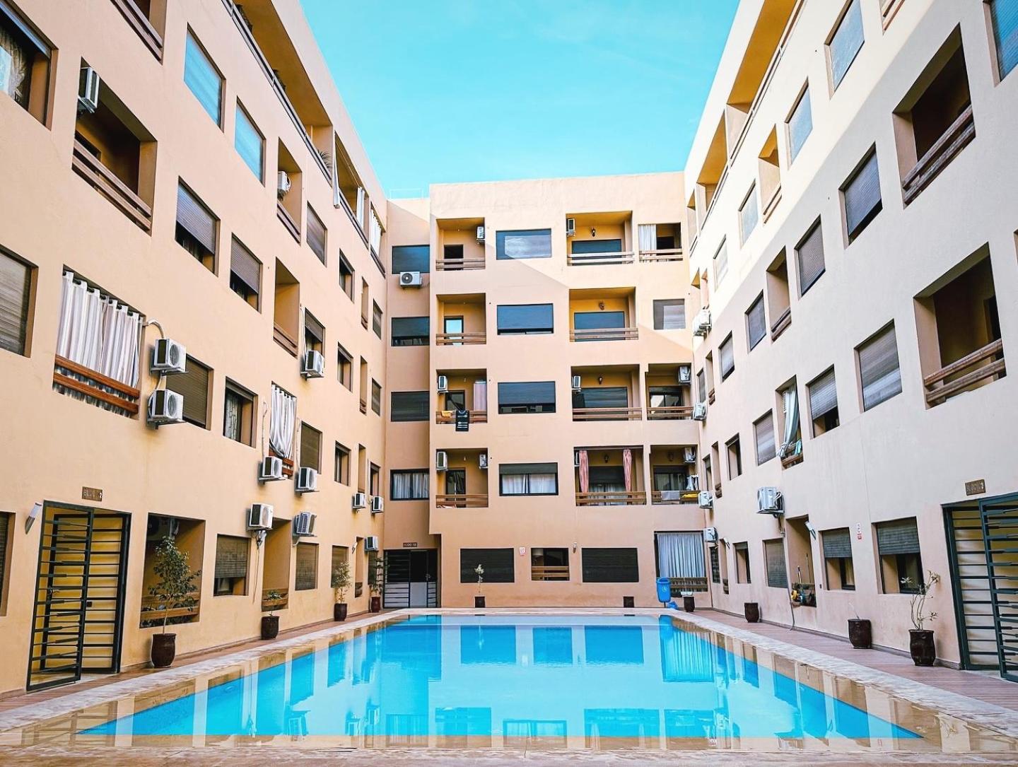 Appartement centre ville Gueliz avec Balcon vue piscine view 3