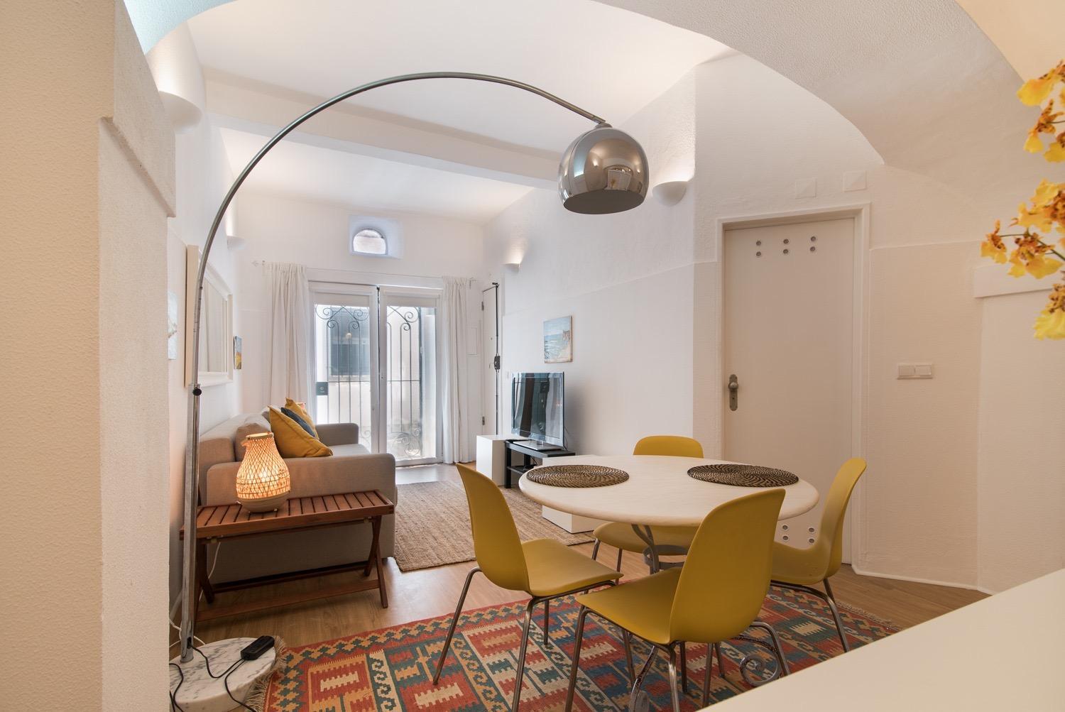 Alfama com Alma Apartment view 3