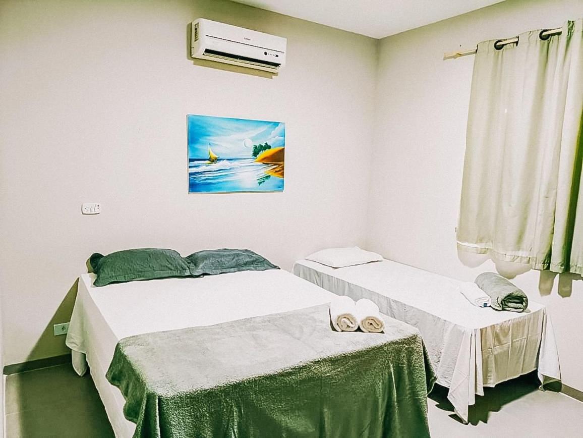 Residencial IL Pevero, condomínio com piscina e área gourmet a uma quadra da Praia de Taperapuã aptos com 2 quartos