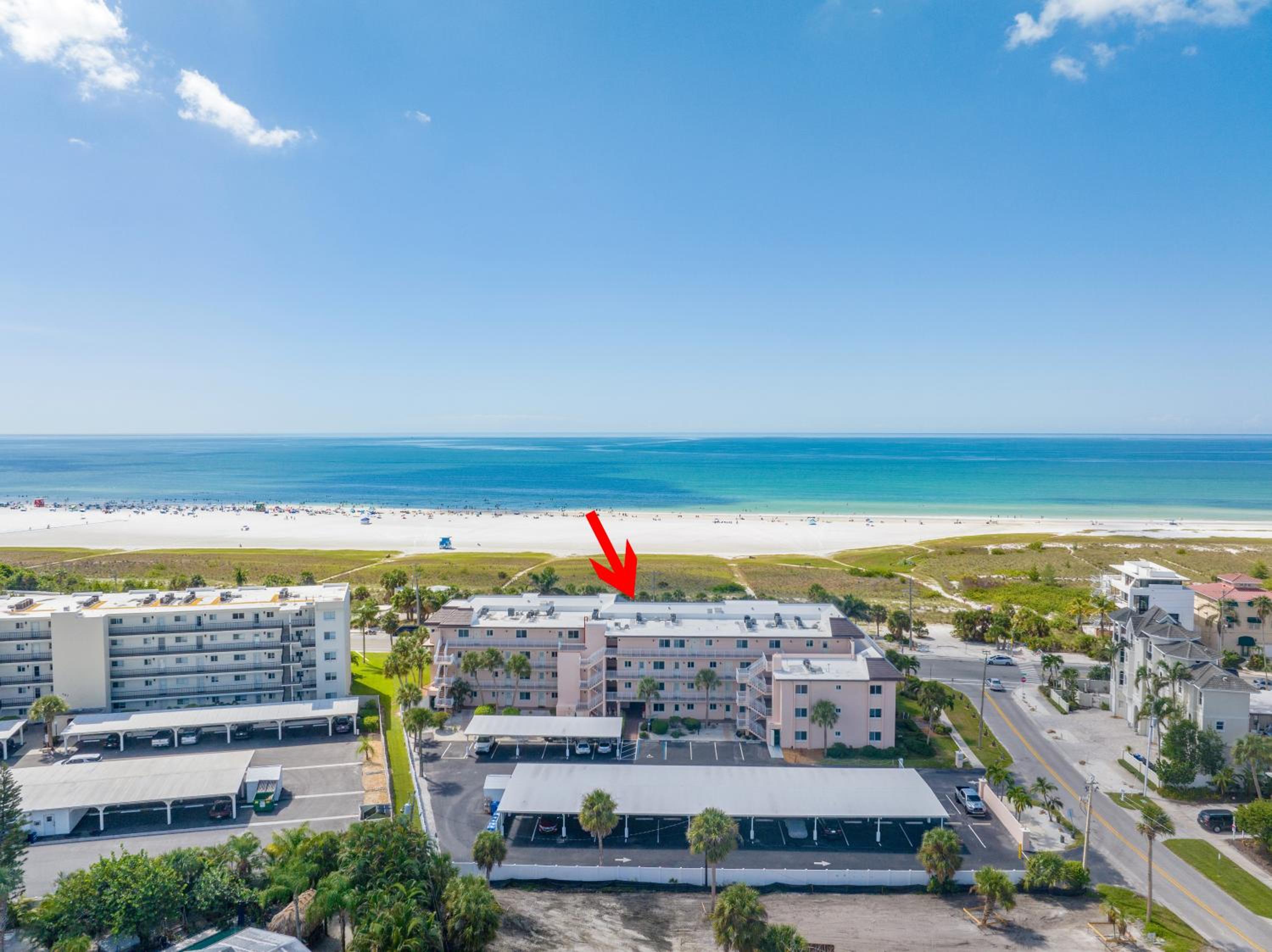 Stunning Ocean-View Penthouse! Spacious, New, in Village, 20 steps to Best Beach! view 5