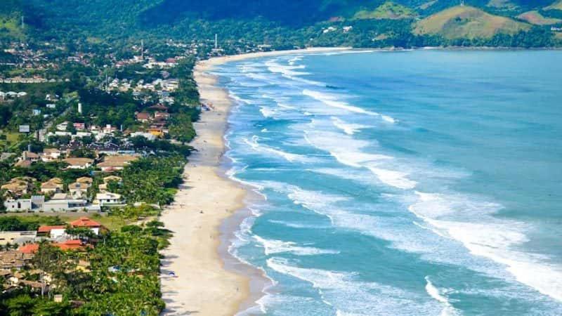 Maresias! Casa Condomínio a 200m da praia, 2 suítes