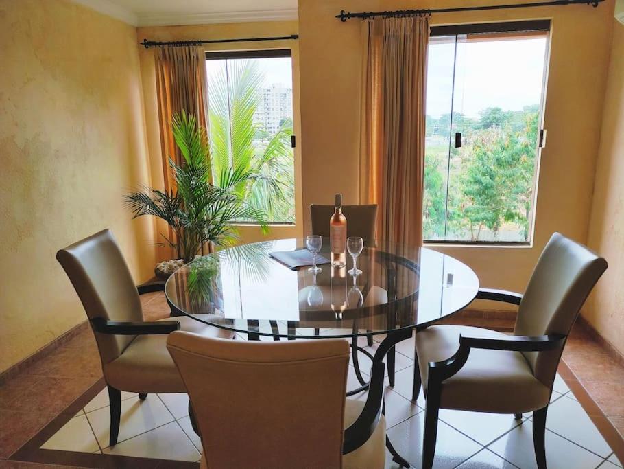 Precioso departamento ejecutivo con piscina y jacuzzi