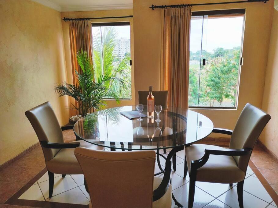Precioso departamento ejecutivo con piscina y jacuzzi