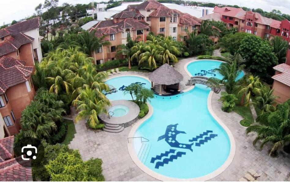 Precioso departamento ejecutivo con piscina y jacuzzi