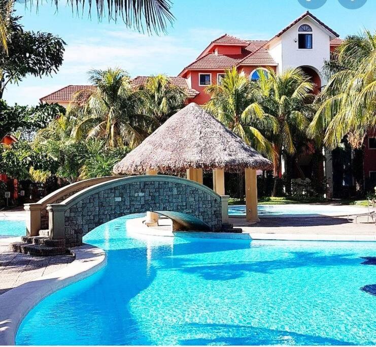 Precioso departamento ejecutivo con piscina y jacuzzi