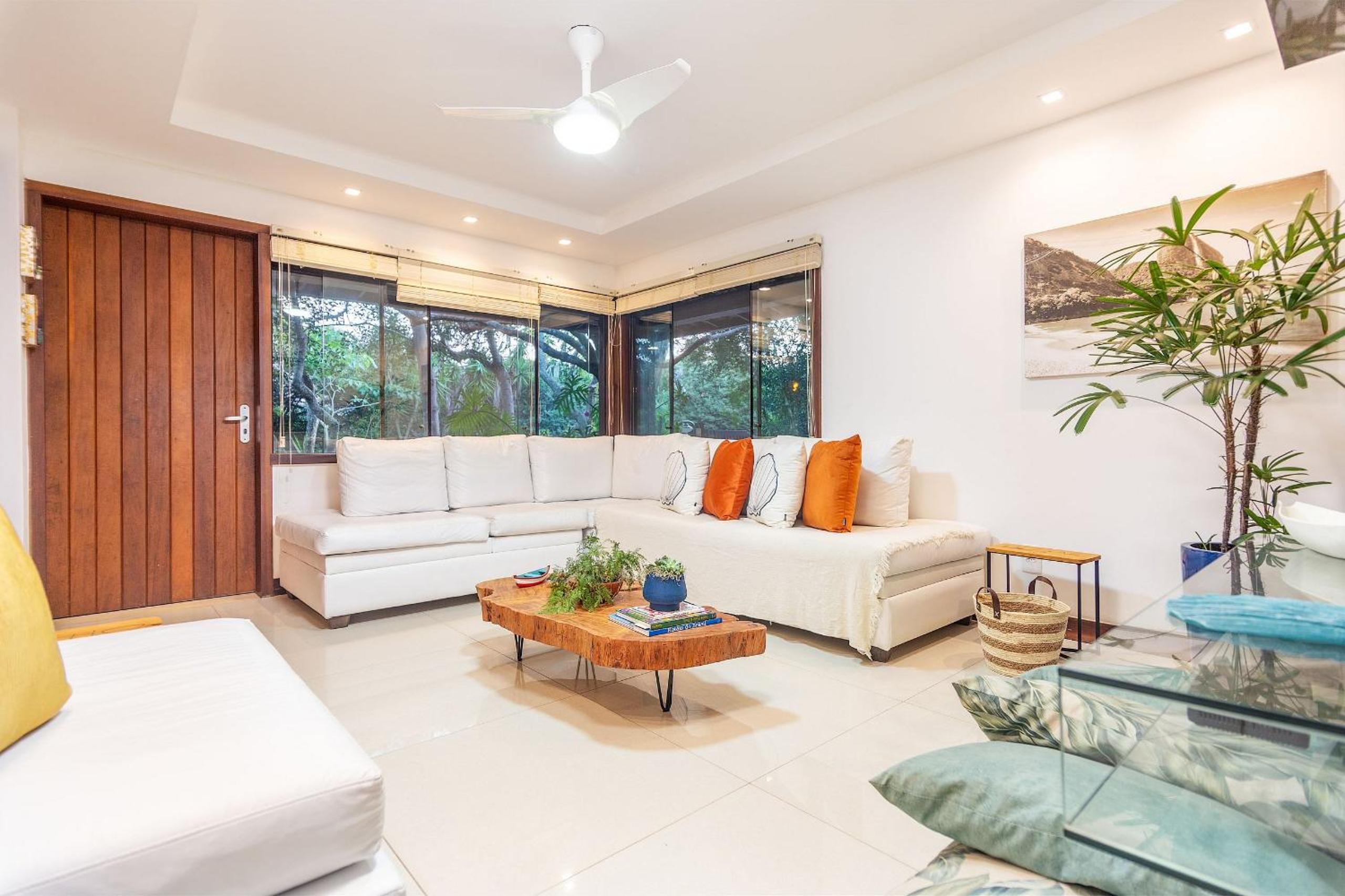 Bz 51 Center! High standard, 4 Suites with/ Private leisure area