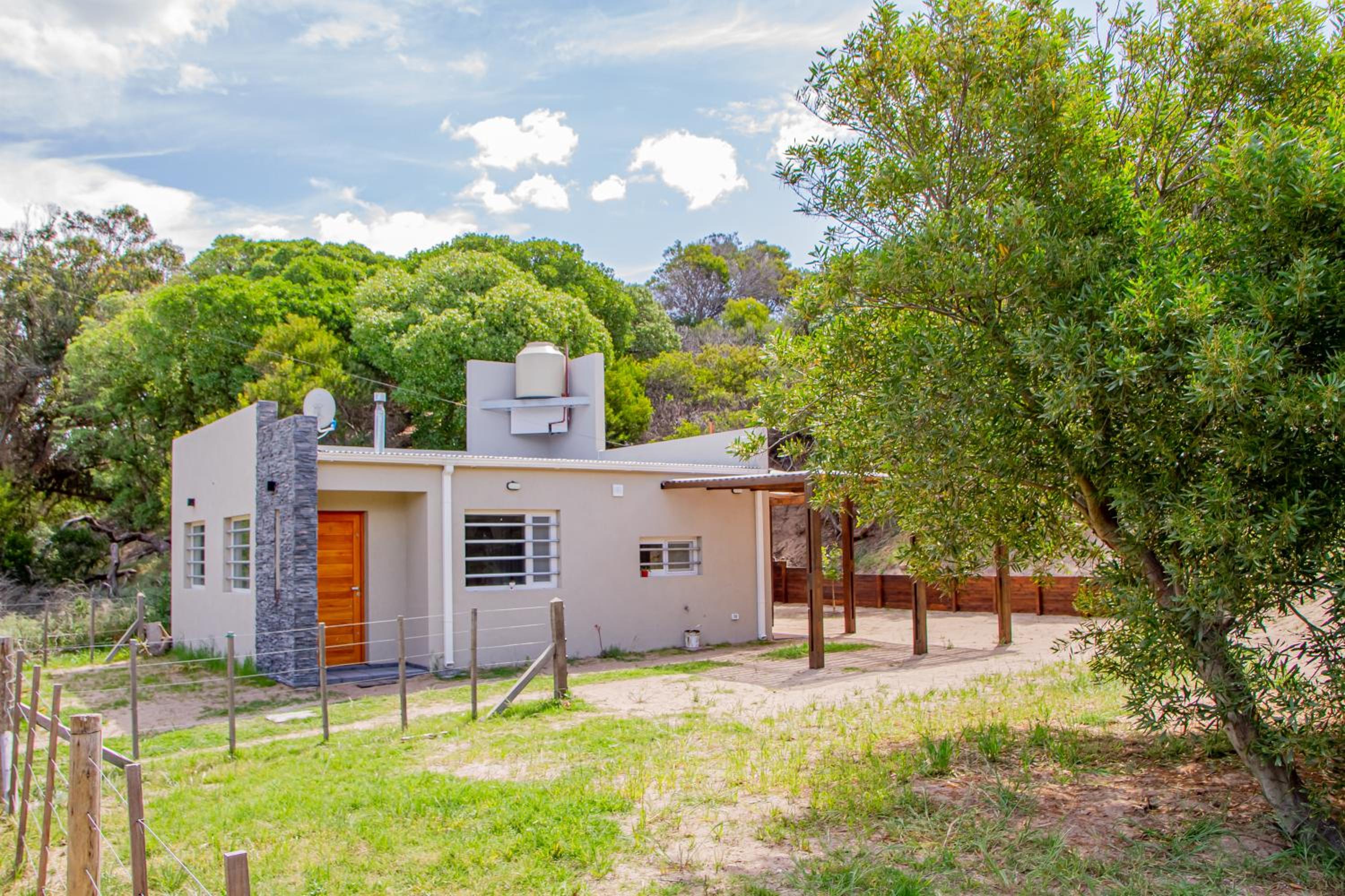Casa MEDANO
