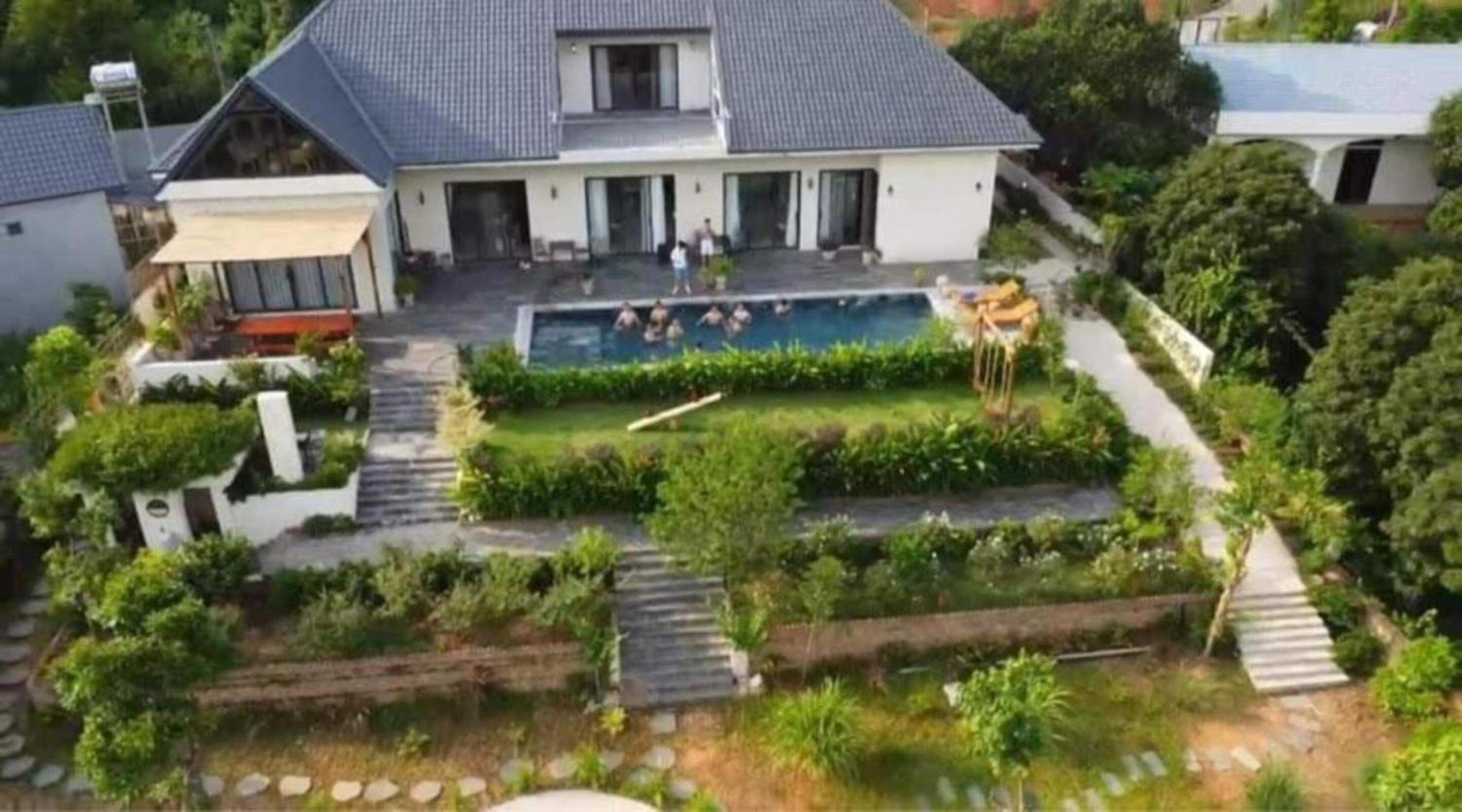 Velia Villa Venuestay