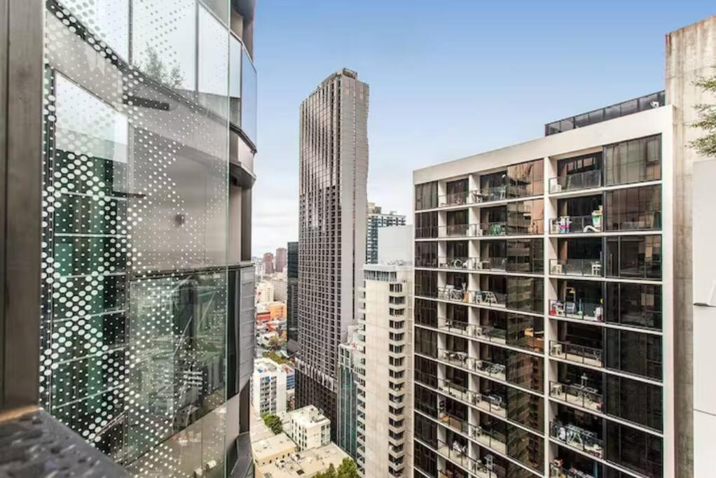 Modern One Bedroom Apt in CBD LD3001New