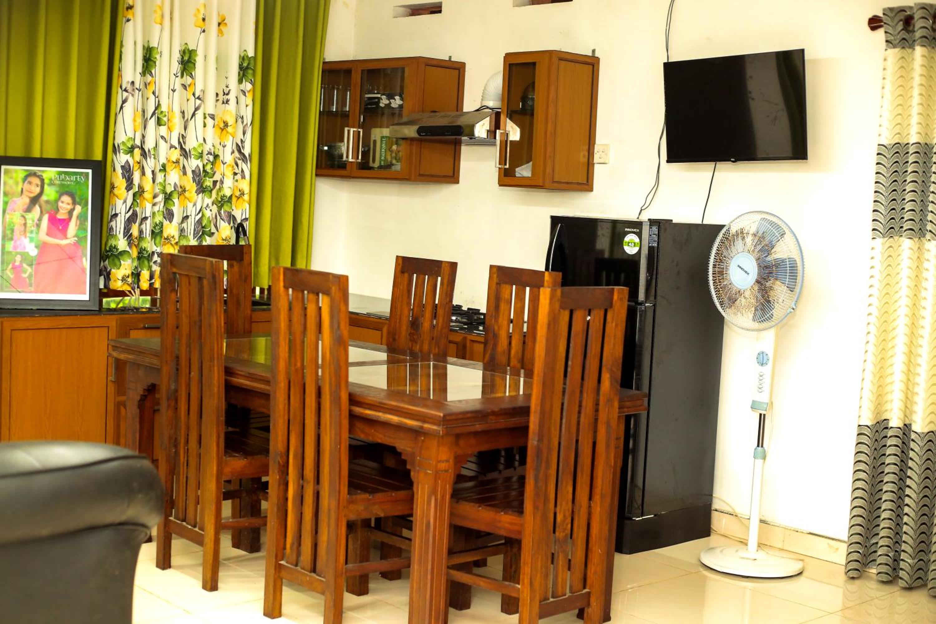 Sahas Villa Midigama