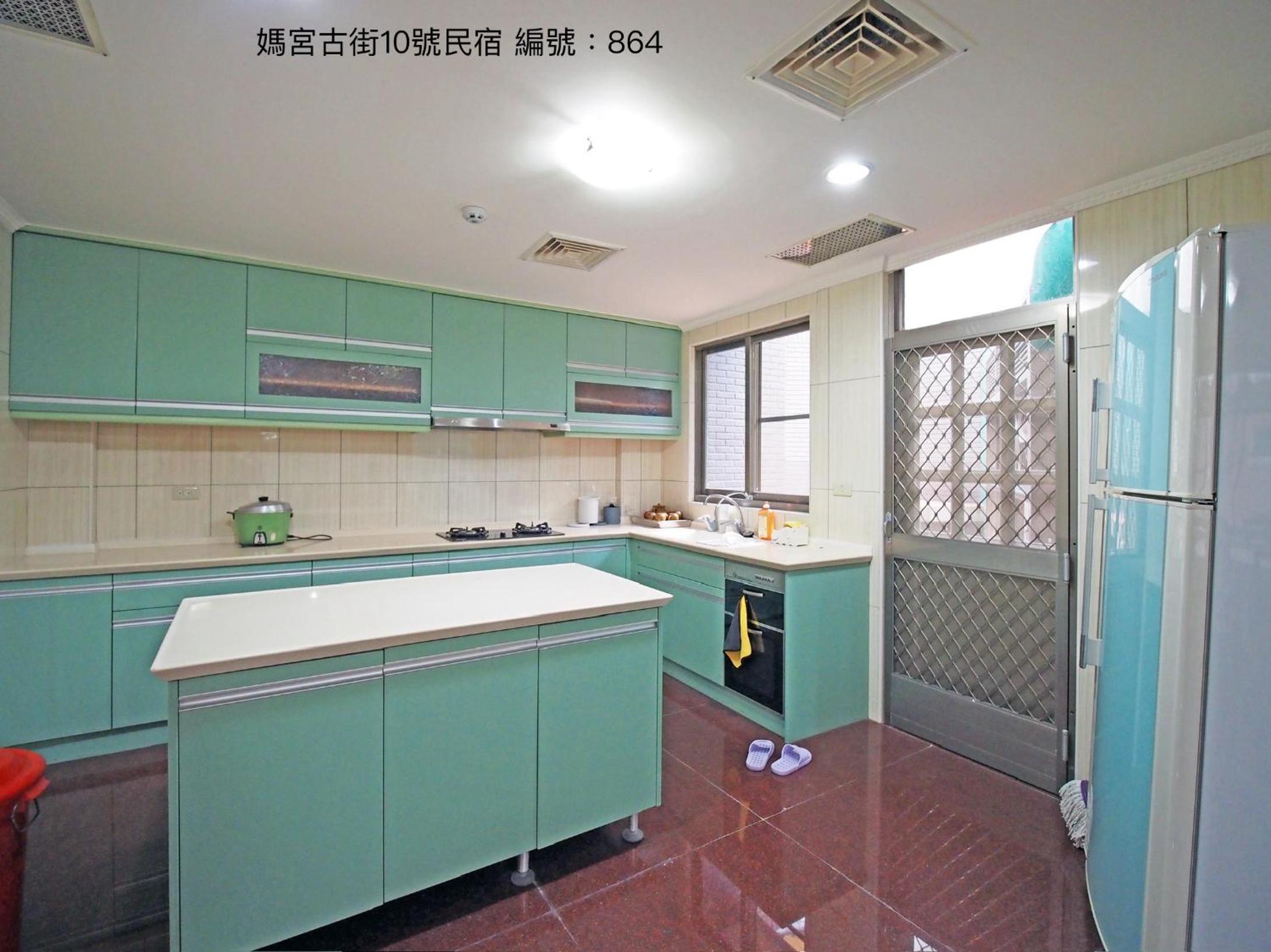 Photo 6