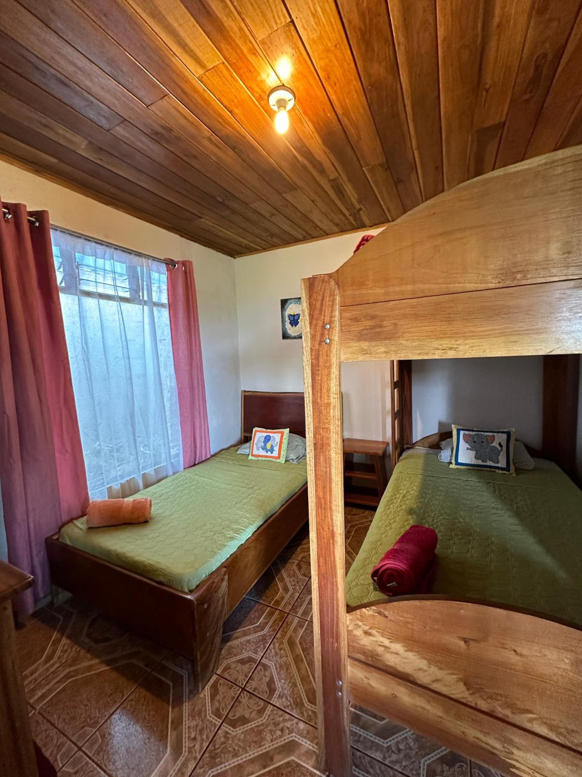 Lidia's Mountain View Vacation Homes