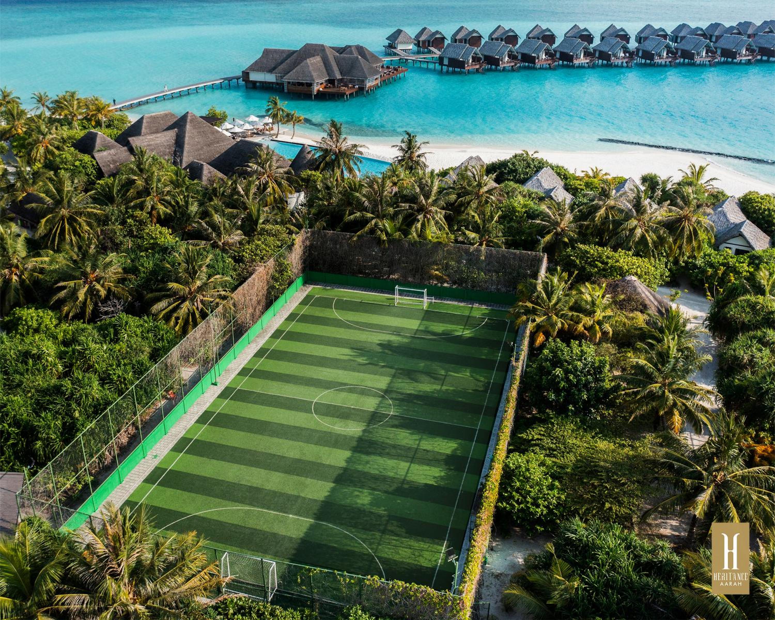 Heritance Aarah - Premium All Inclusive - 40 Minutes away from Male by Seaplane view 2
