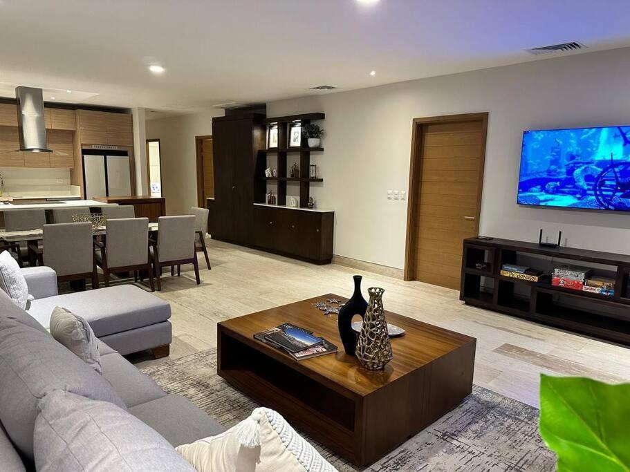 New and spacious apartment in Velamar view 4