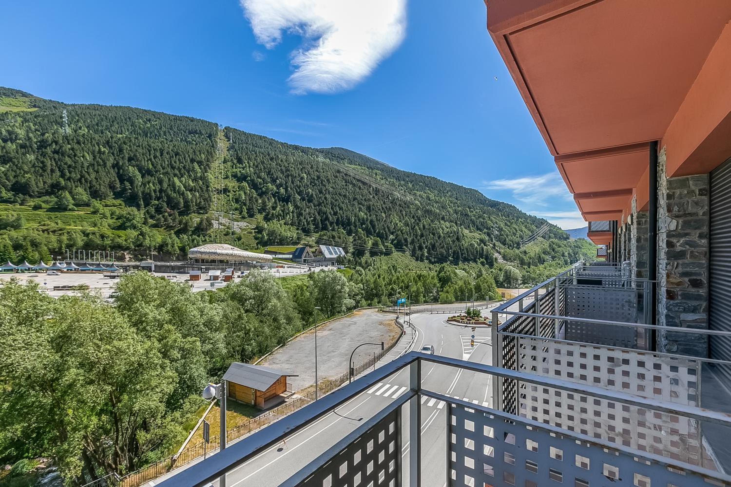 Andorra Ski Studio - 300m El Tarter Lift - Happy Rentals