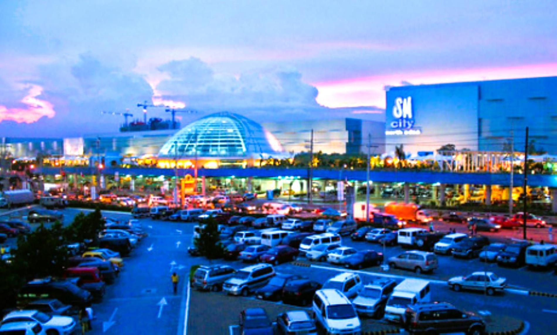 SHOP & STAY SM North Grass Residences QC MANILA view 4